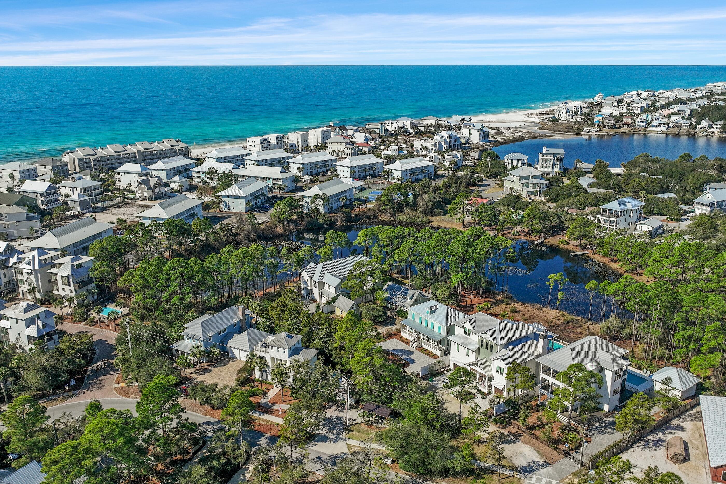 LAKEWOOD ESTATES - Residential