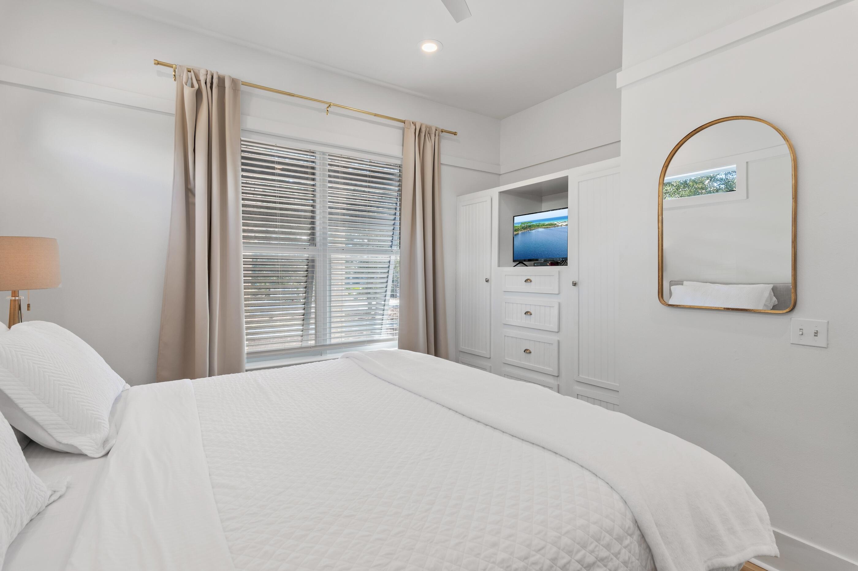 LAKEWOOD ESTATES - Residential