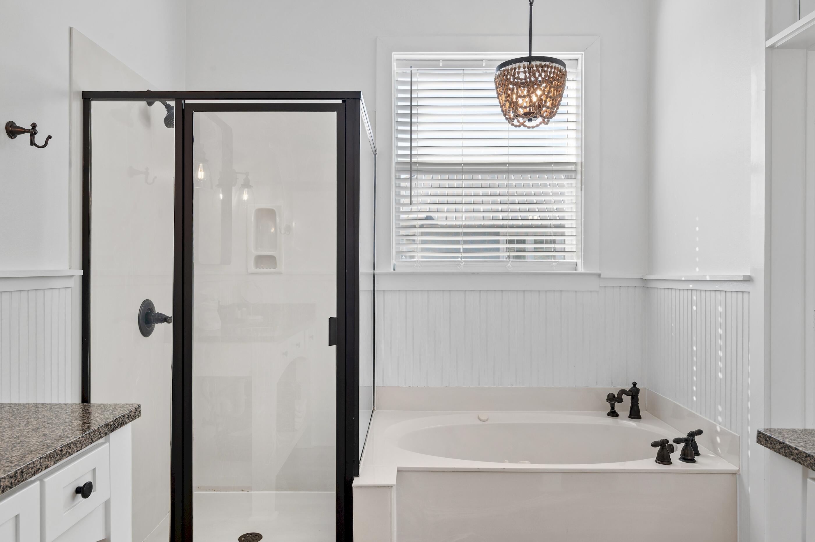 LAKEWOOD ESTATES - Residential