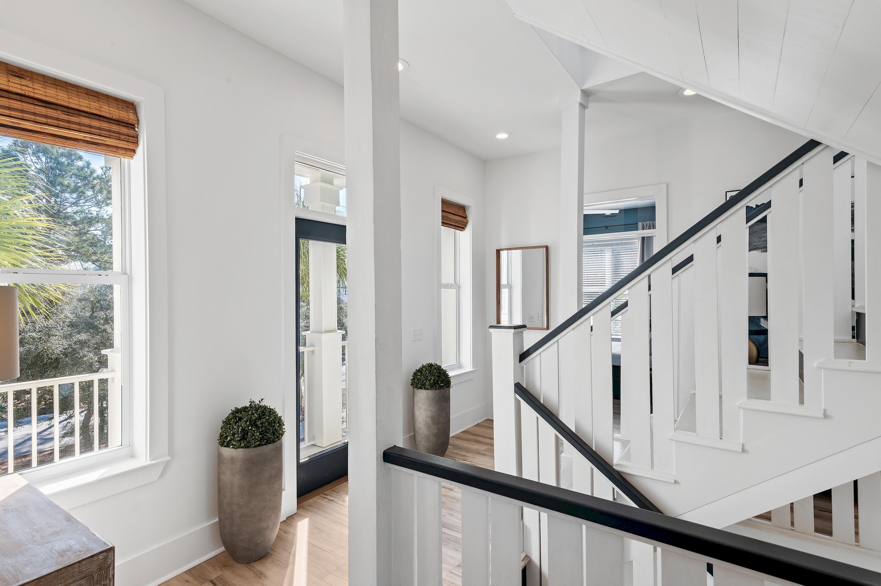 LAKEWOOD ESTATES - Residential