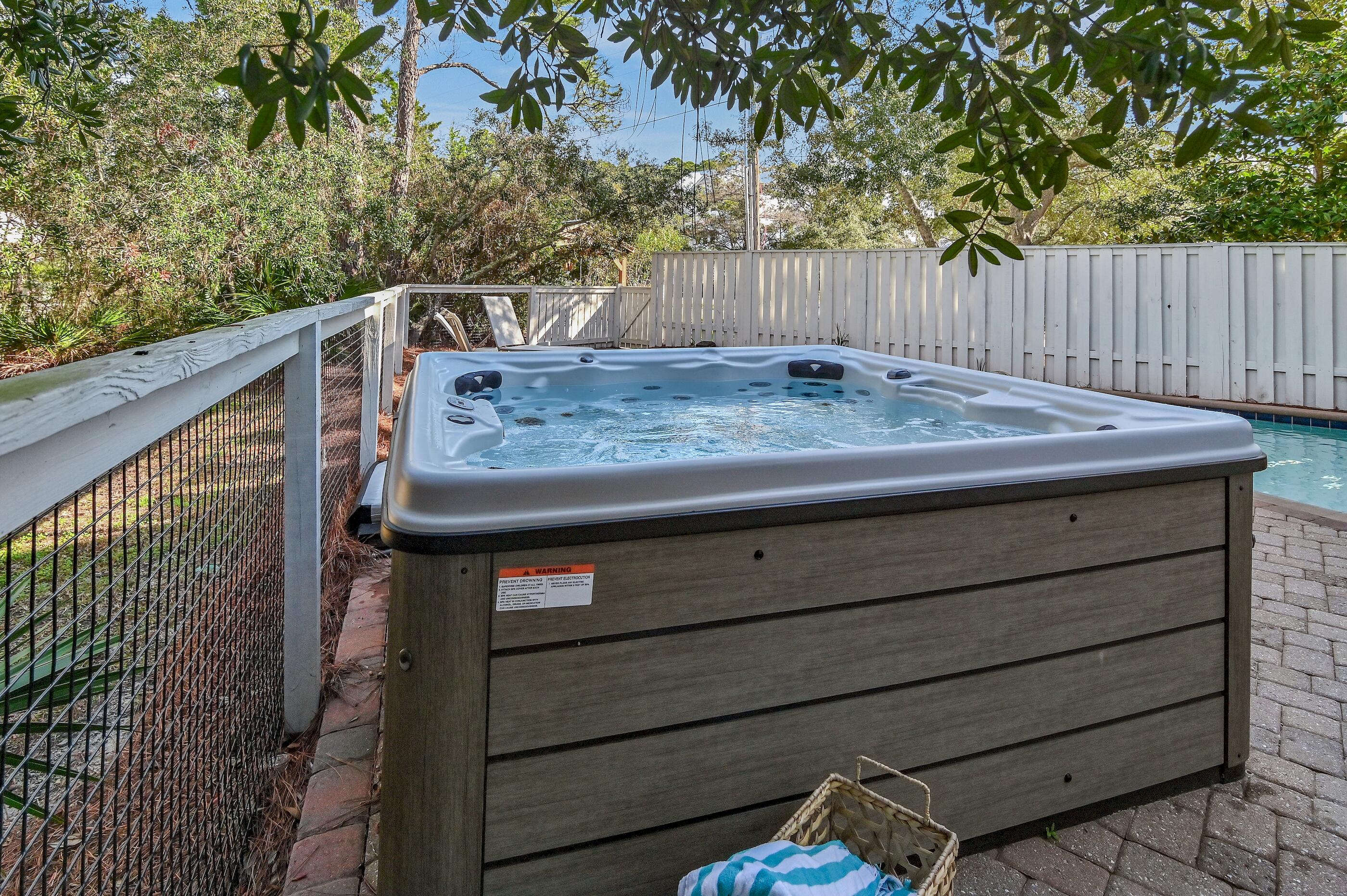 LAKEWOOD ESTATES - Residential