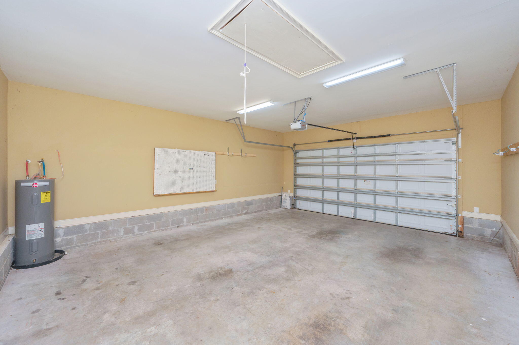 LAKE ARTHUR EST PH I - Residential