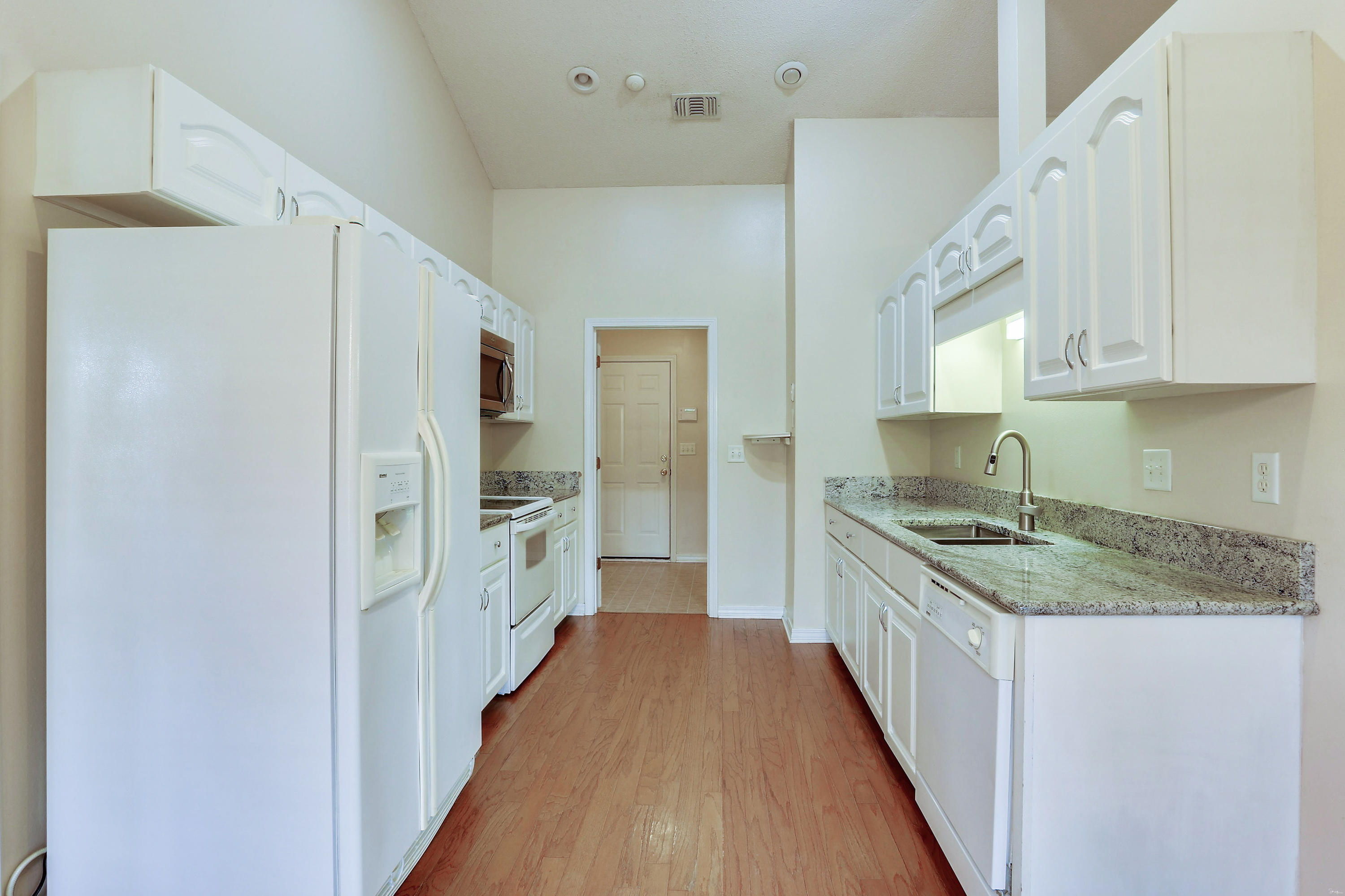 PINNACLE POINT - Residential