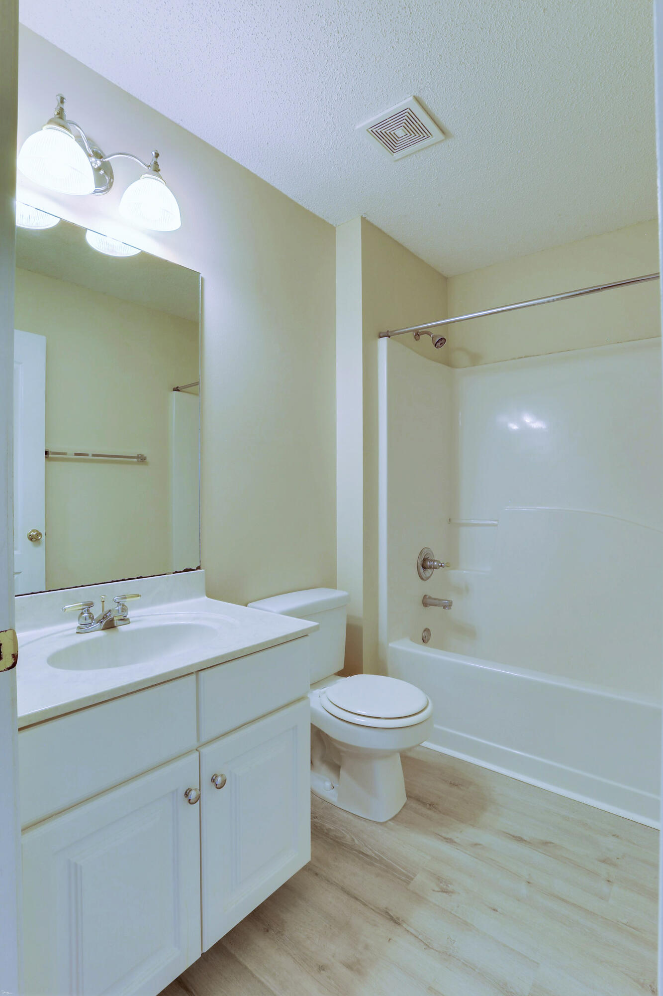 PINNACLE POINT - Residential