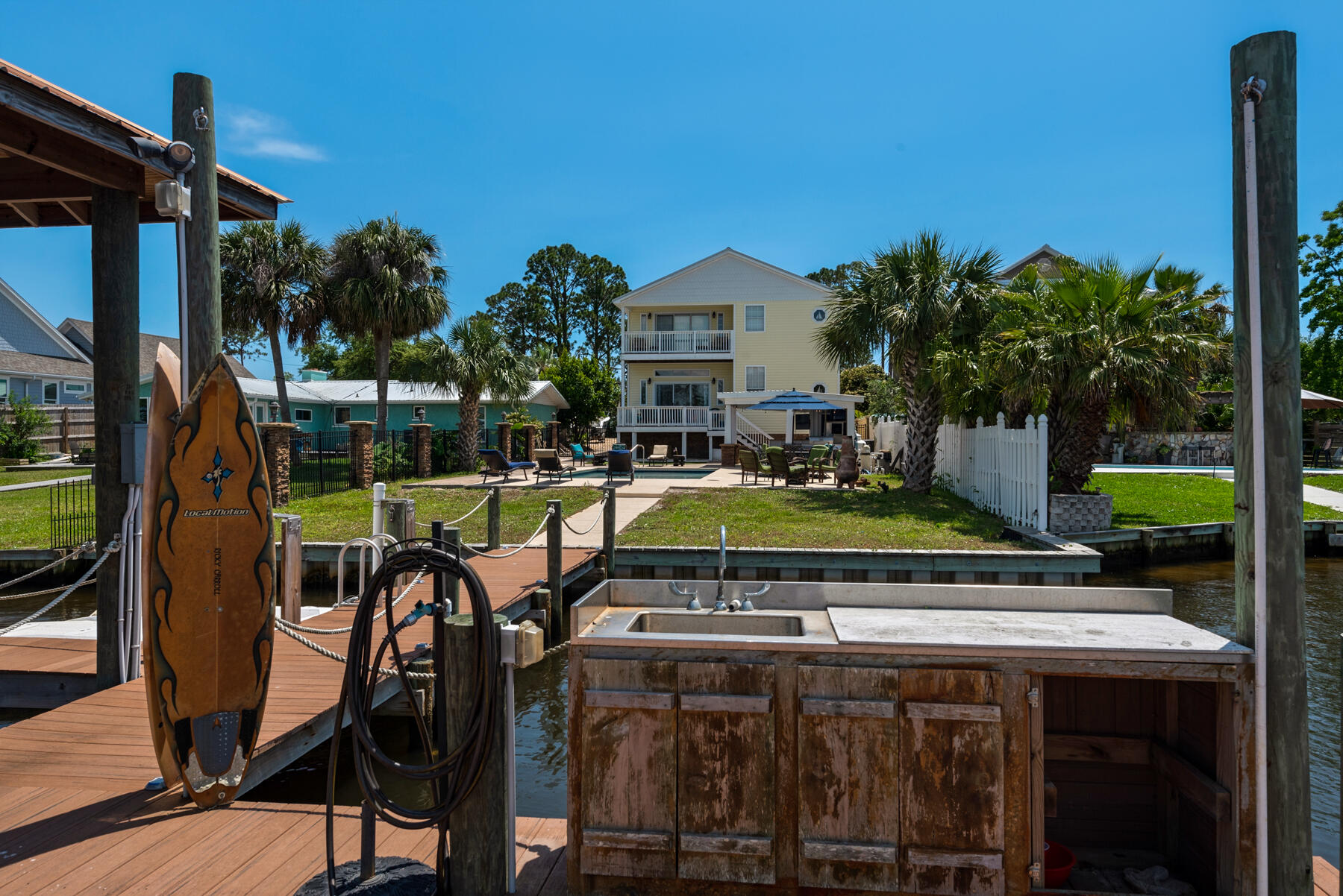 HOLIDAY BEACH - Residential