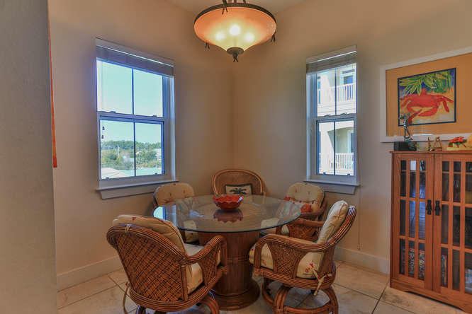 CASA DEL MAR - Residential