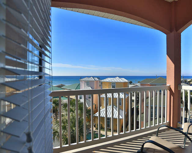 CASA DEL MAR - Residential