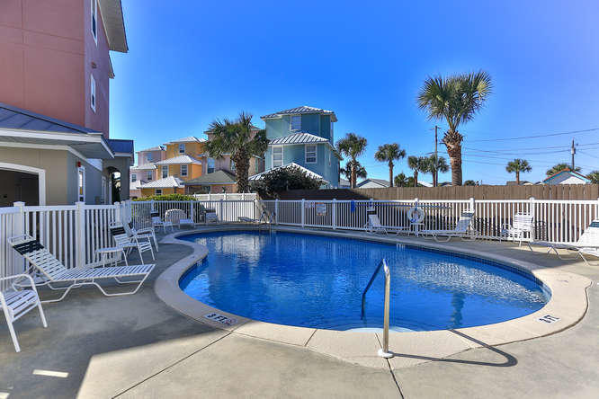 CASA DEL MAR - Residential