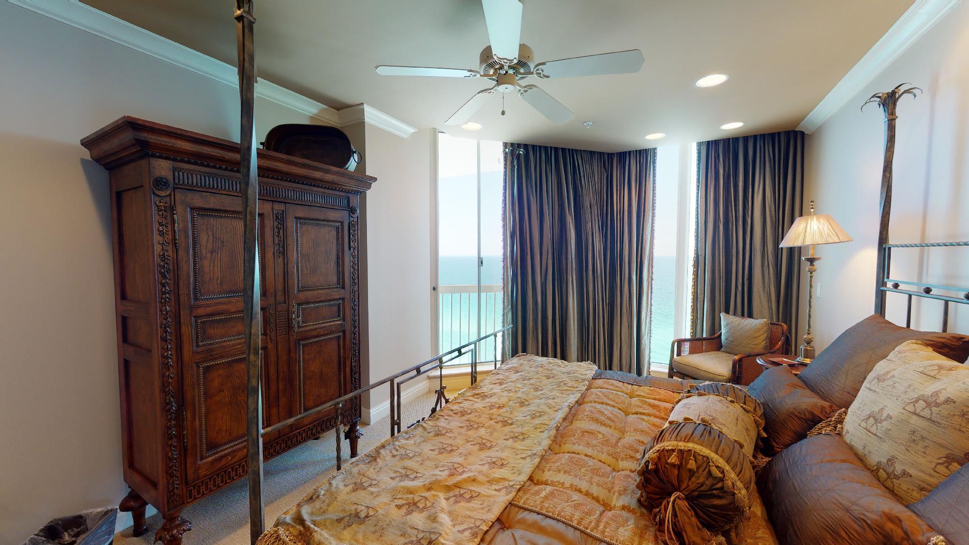 SILVER BEACH TOWERS - Residential