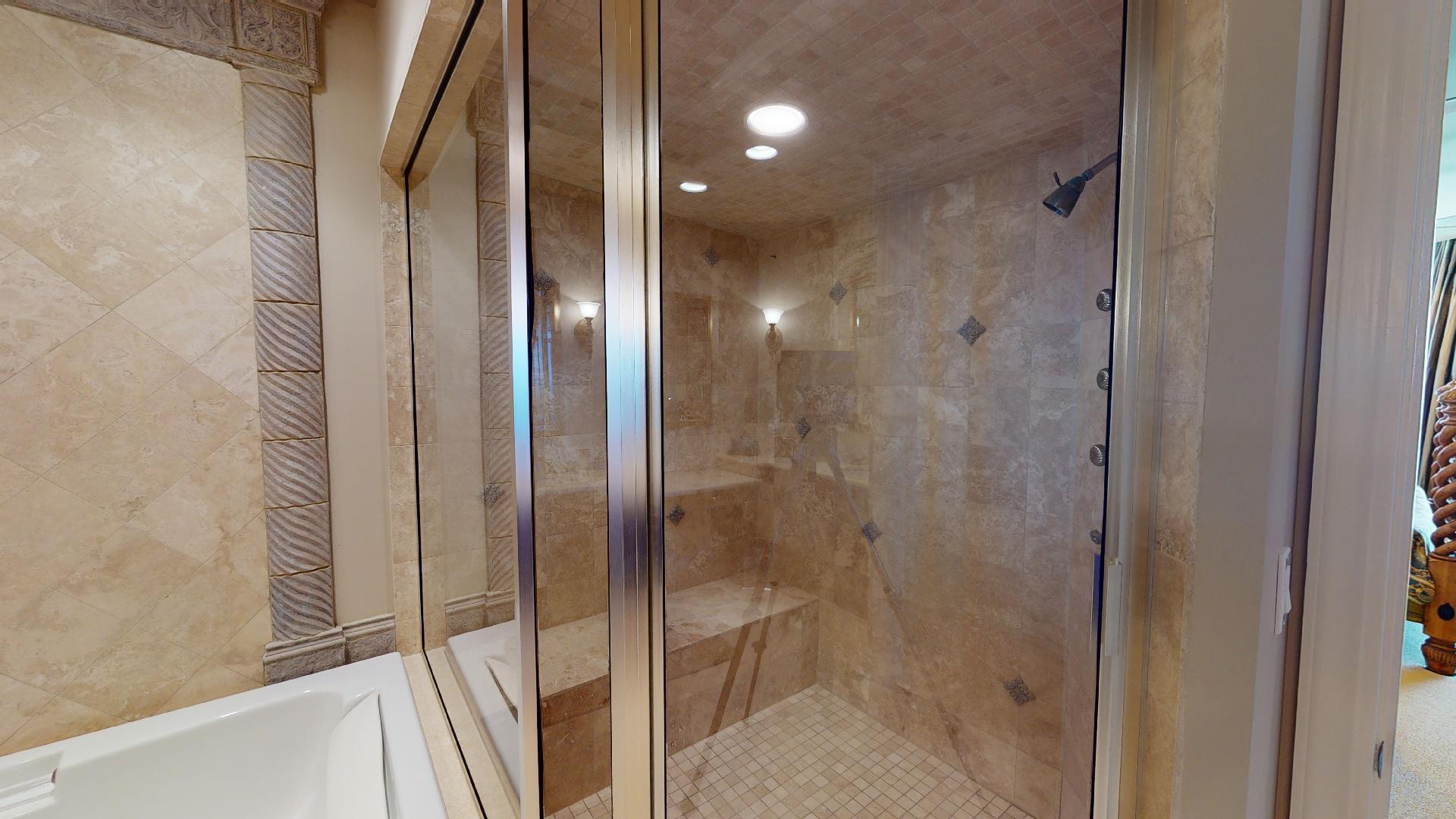 SILVER BEACH TOWERS - Residential