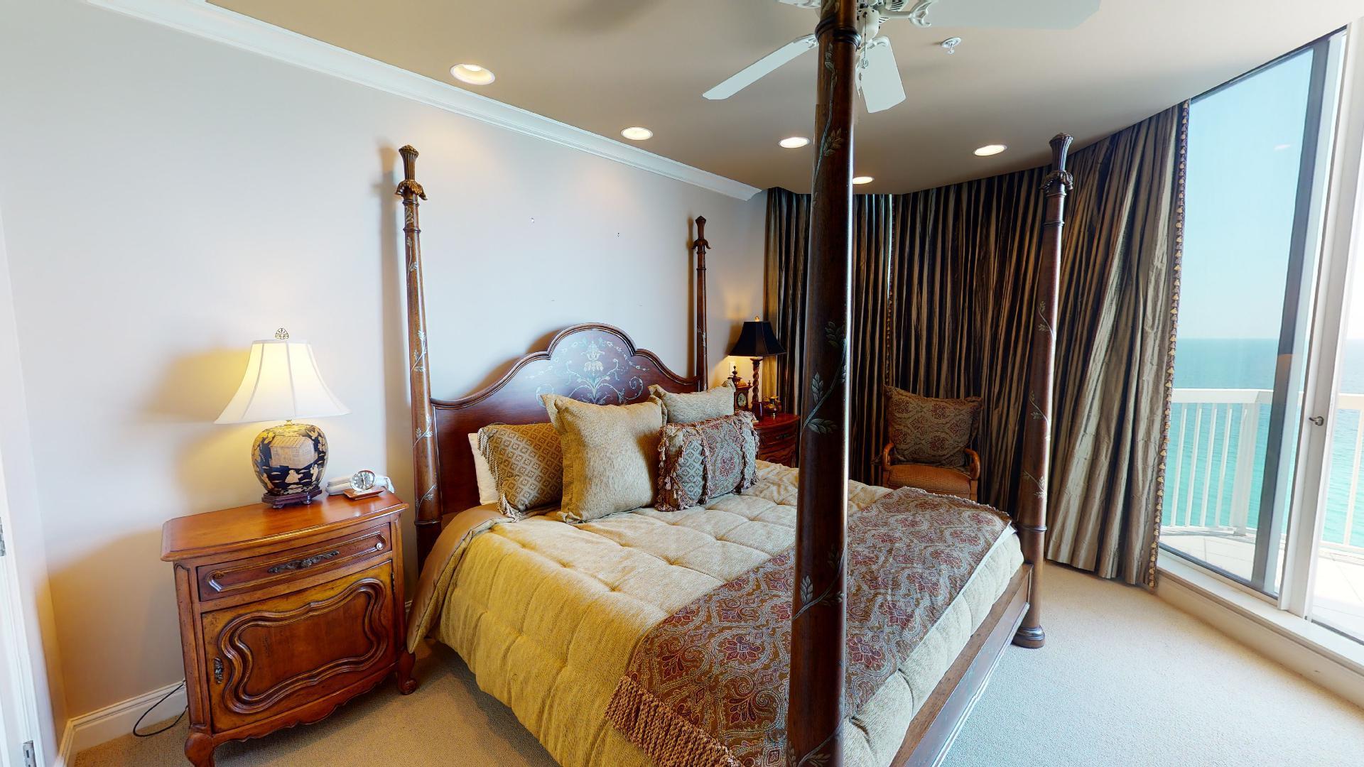 SILVER BEACH TOWERS - Residential