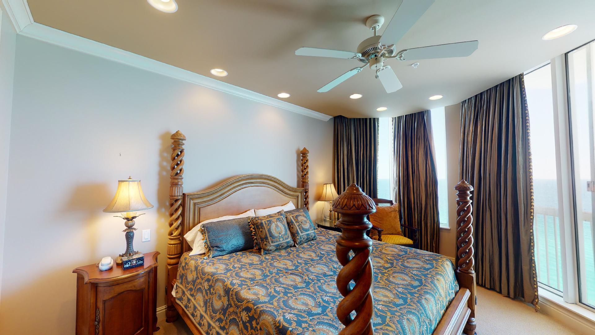 SILVER BEACH TOWERS - Residential