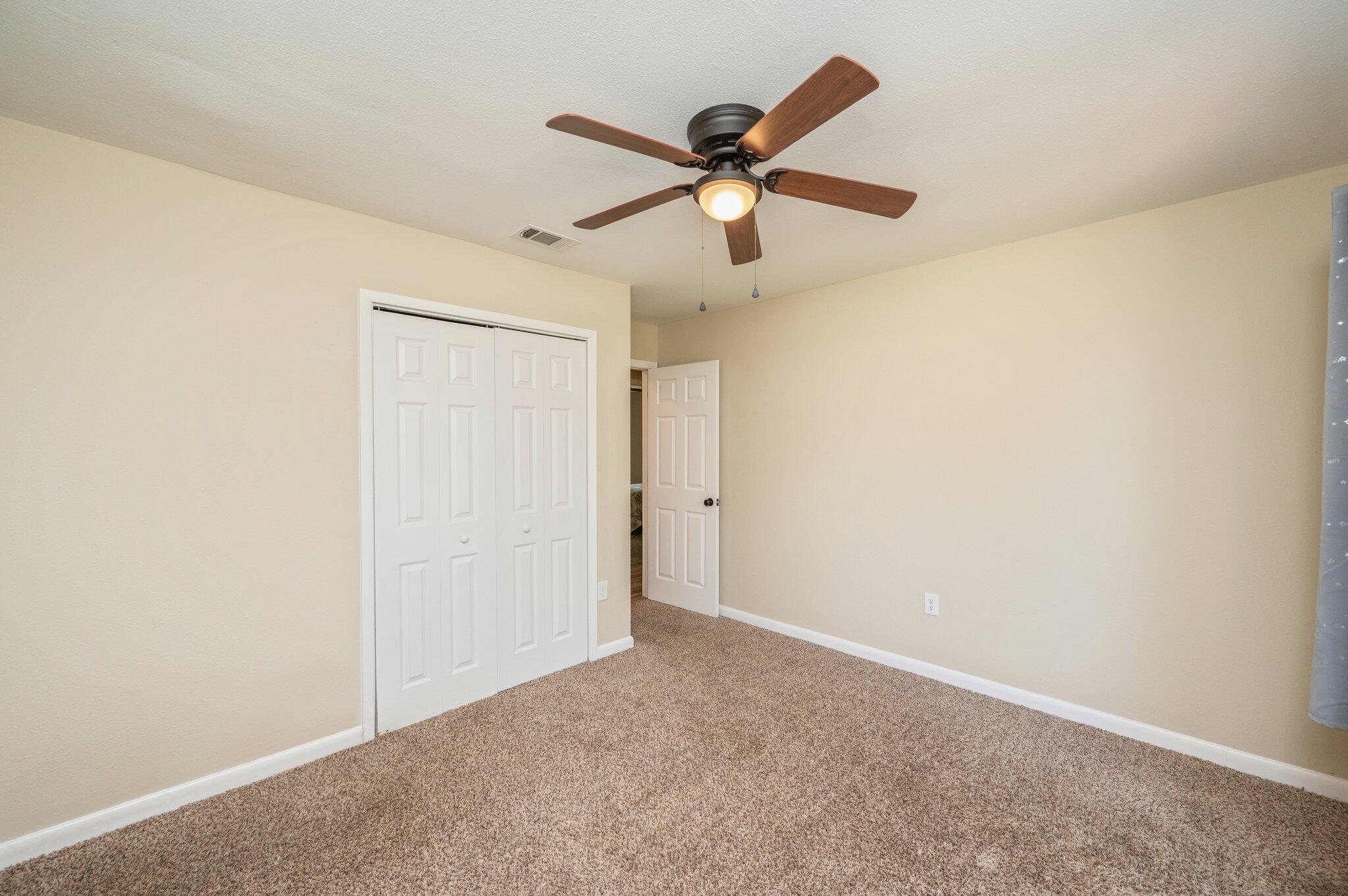 COUNTRYVIEW ESTATES 1ST ADDN - Residential