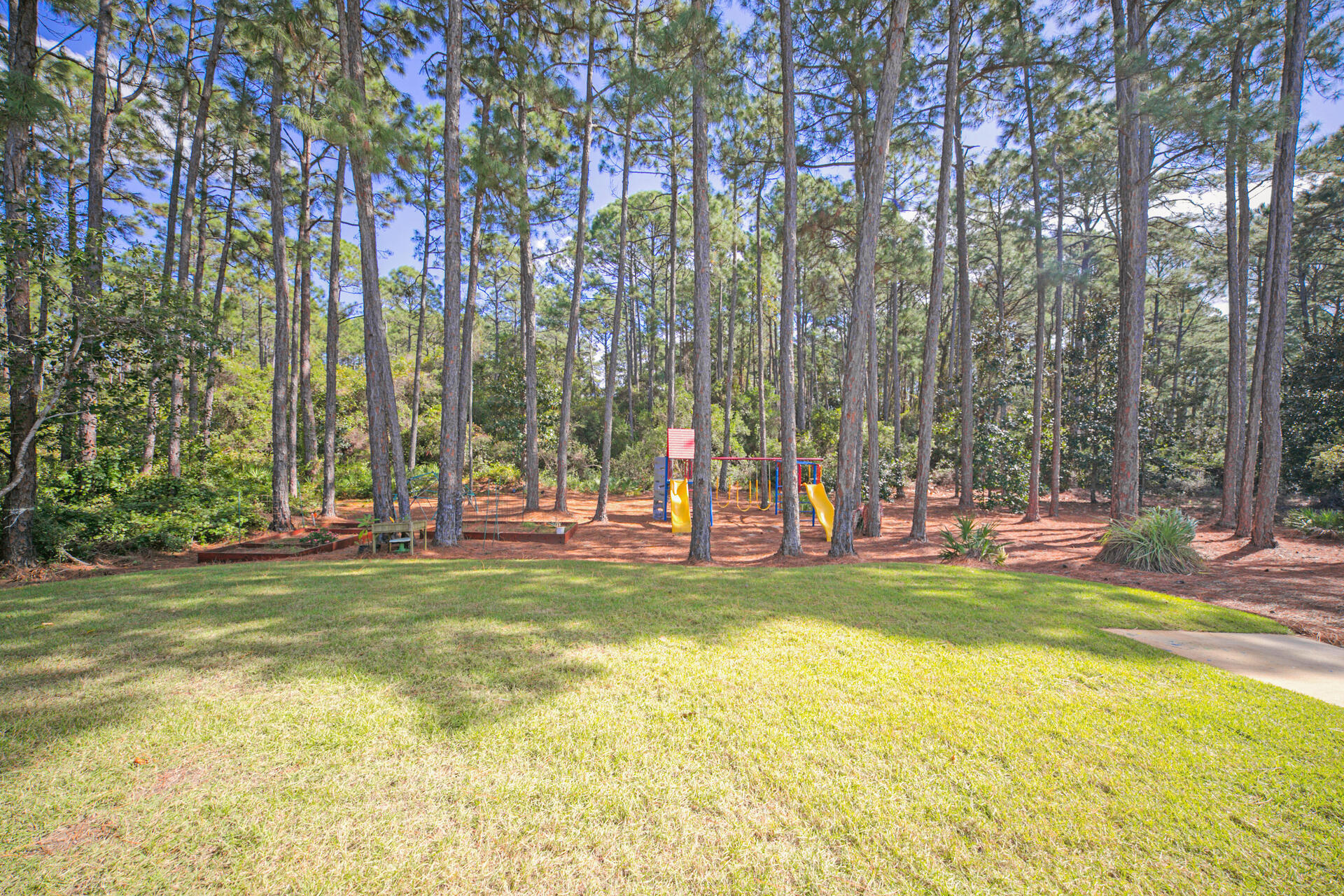 SEA DUNES - Residential