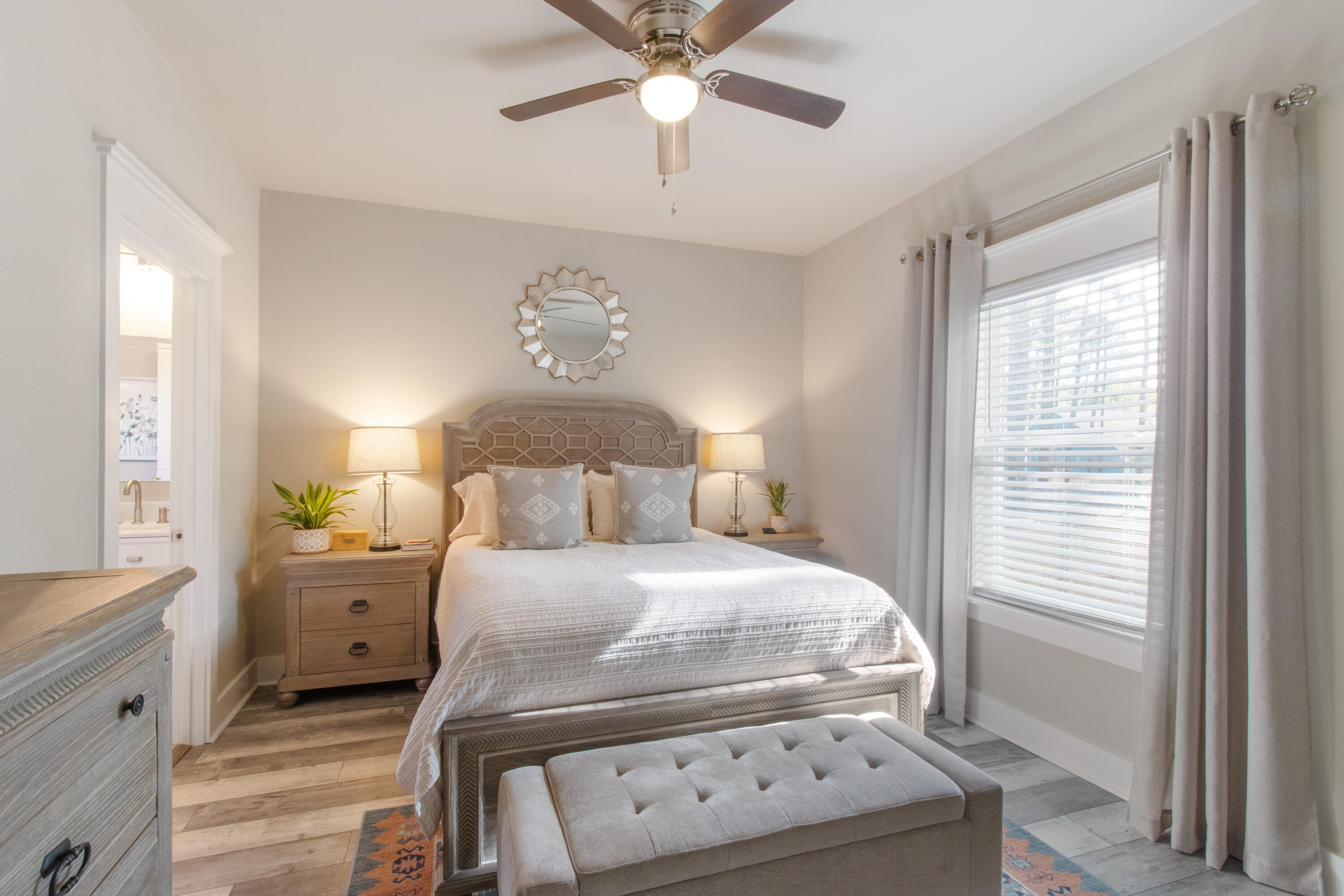 TOWN OF SANTA ROSA - Residential