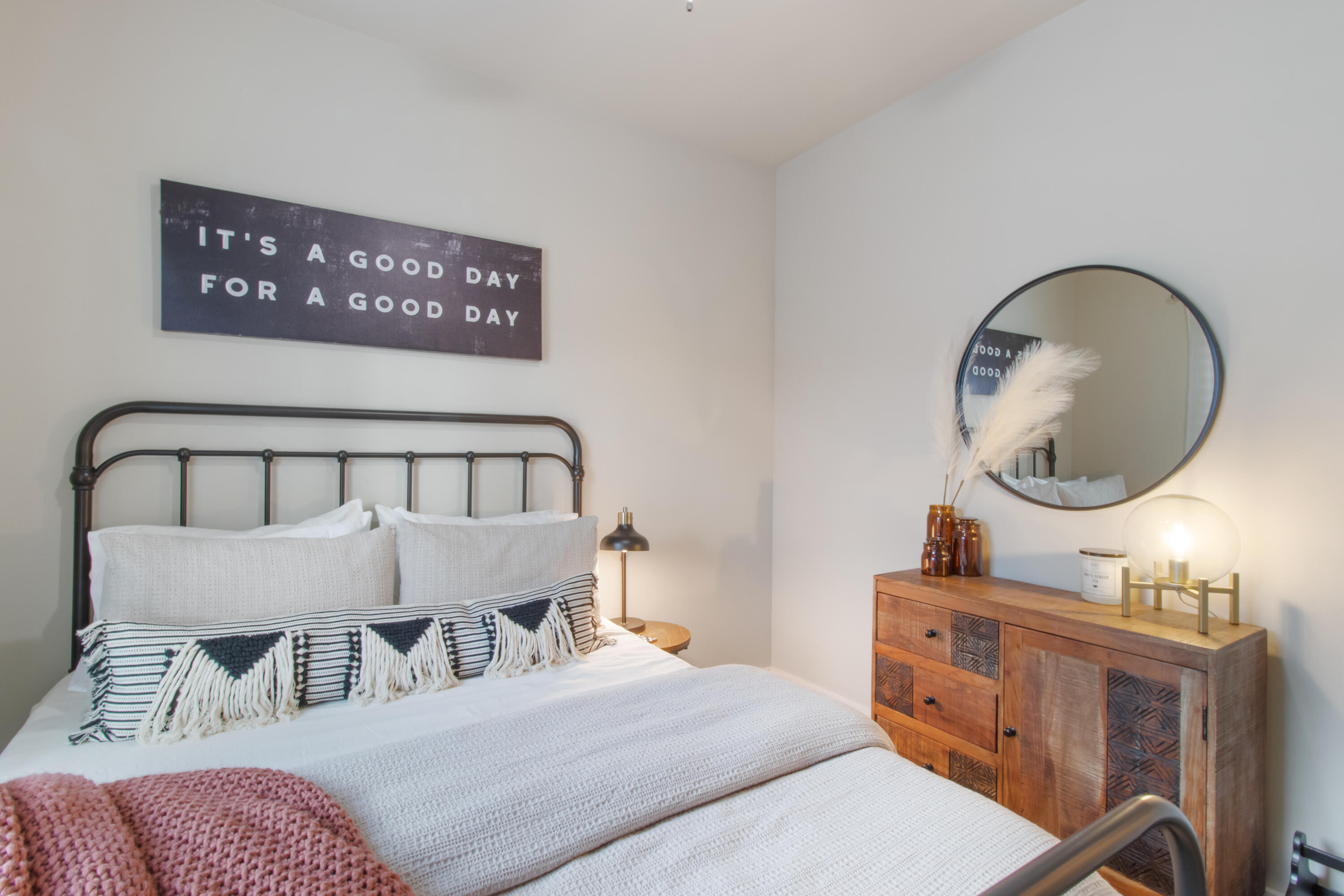 TOWN OF SANTA ROSA - Residential