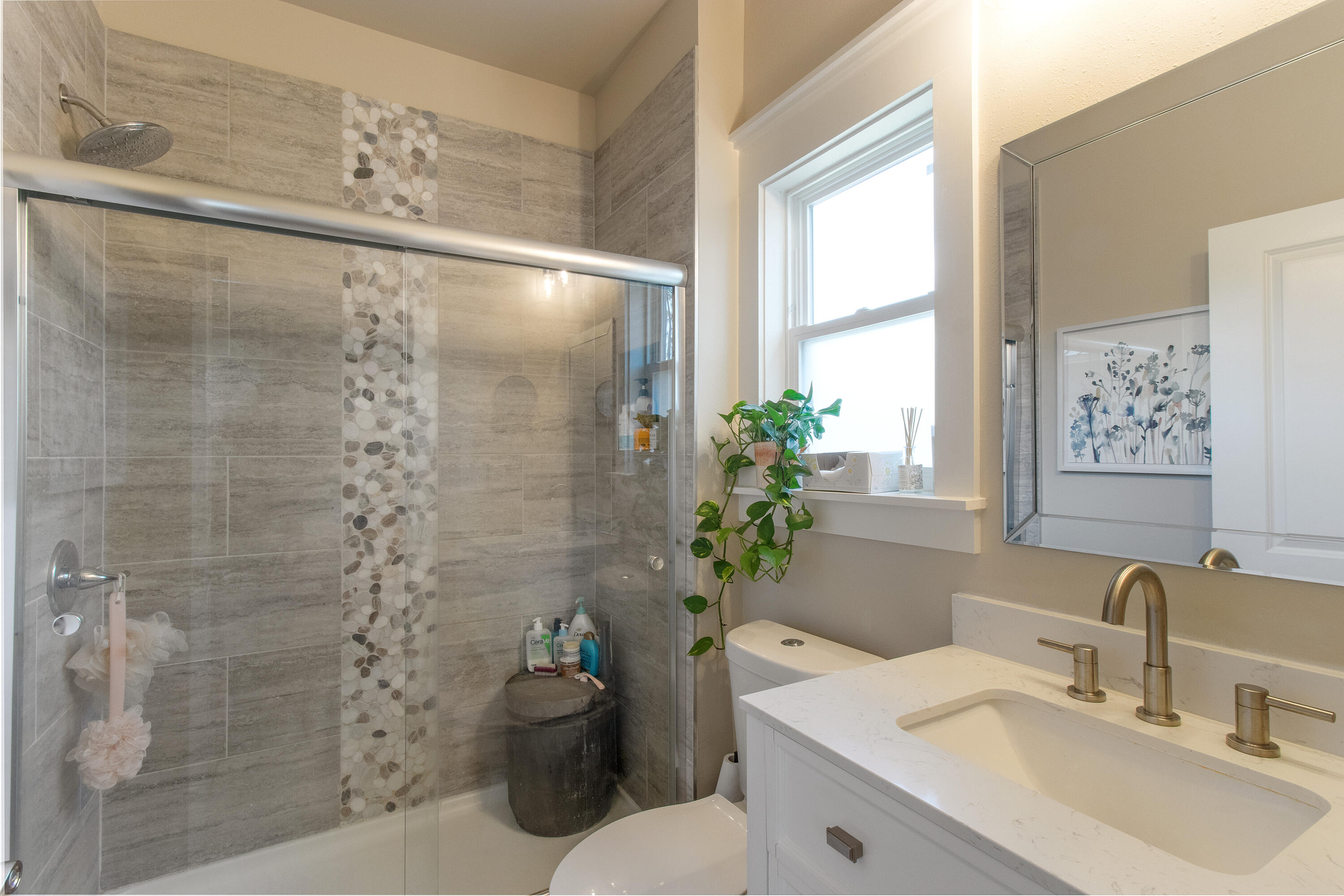 TOWN OF SANTA ROSA - Residential