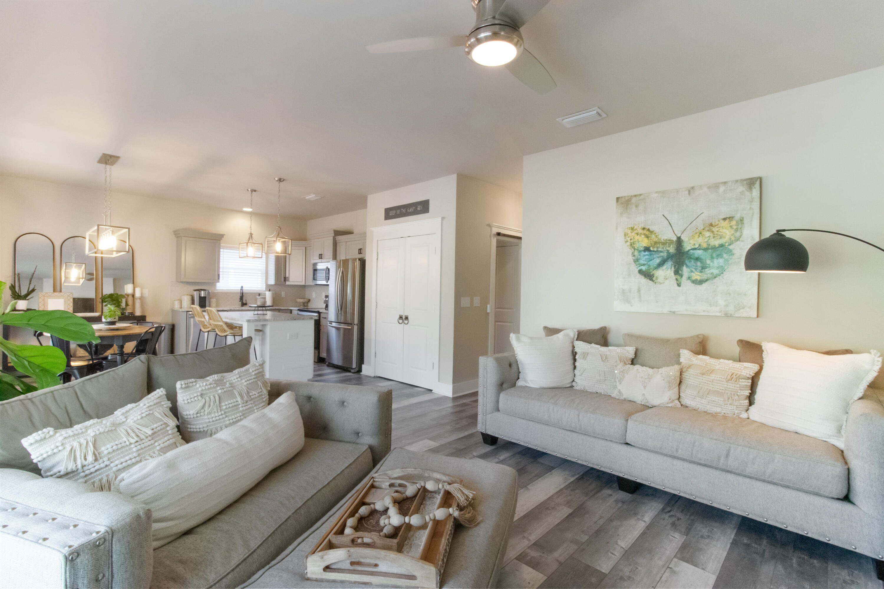 TOWN OF SANTA ROSA - Residential