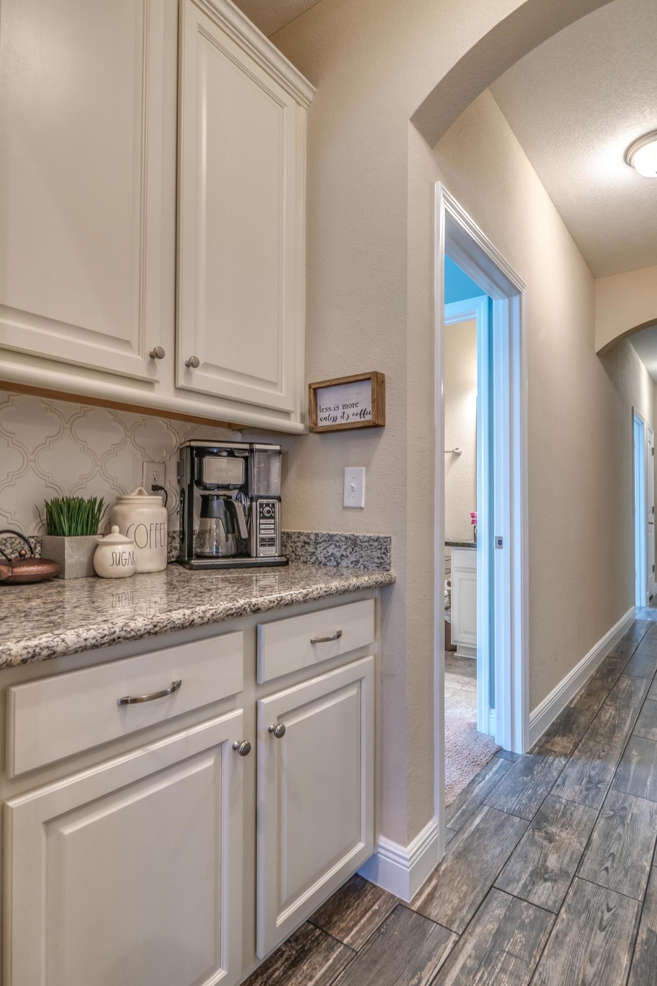 HAMMOCK BAY - Residential