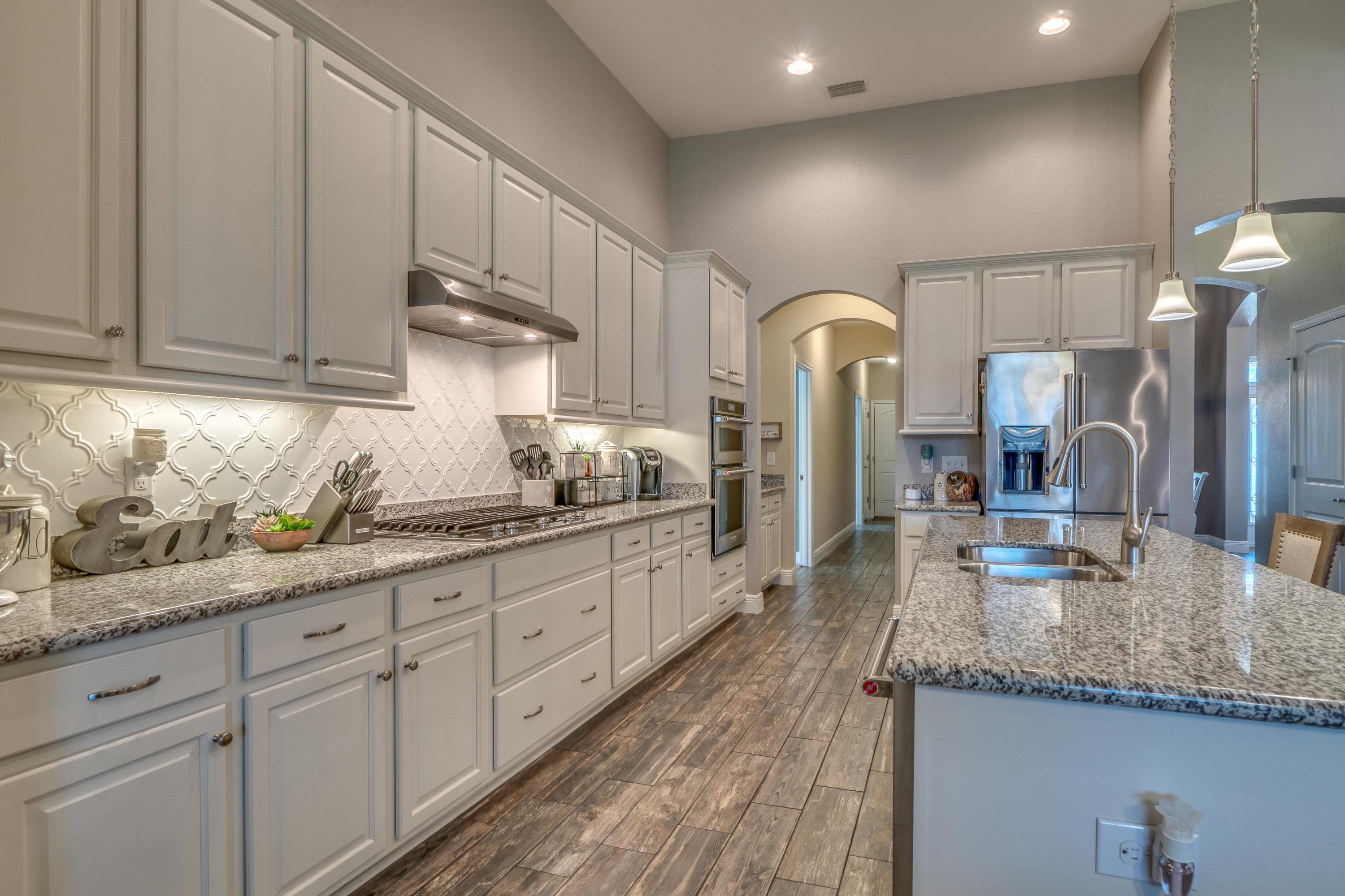 HAMMOCK BAY - Residential