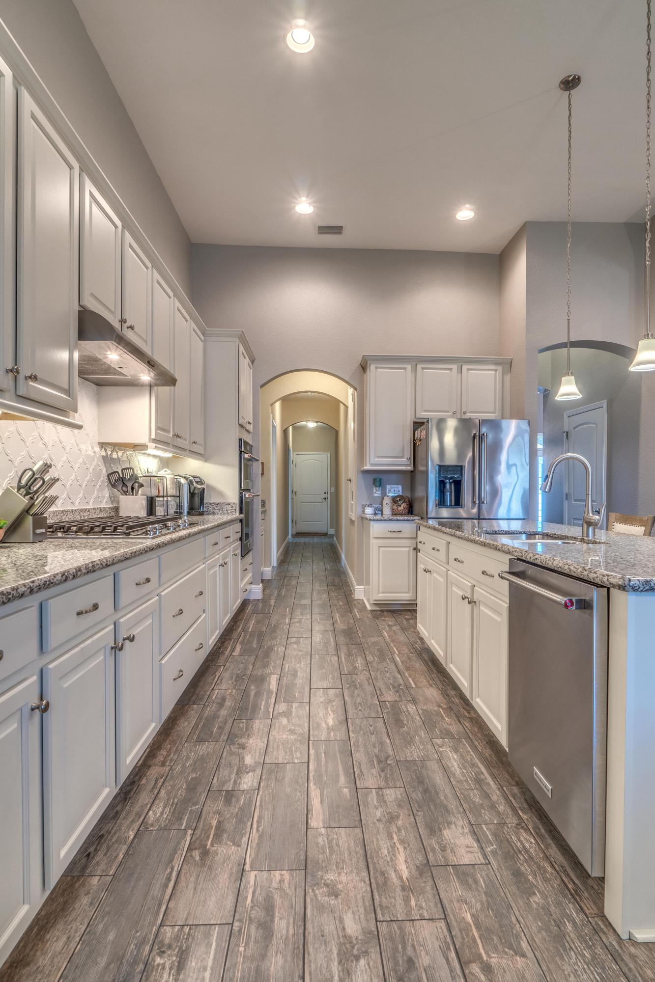 HAMMOCK BAY - Residential