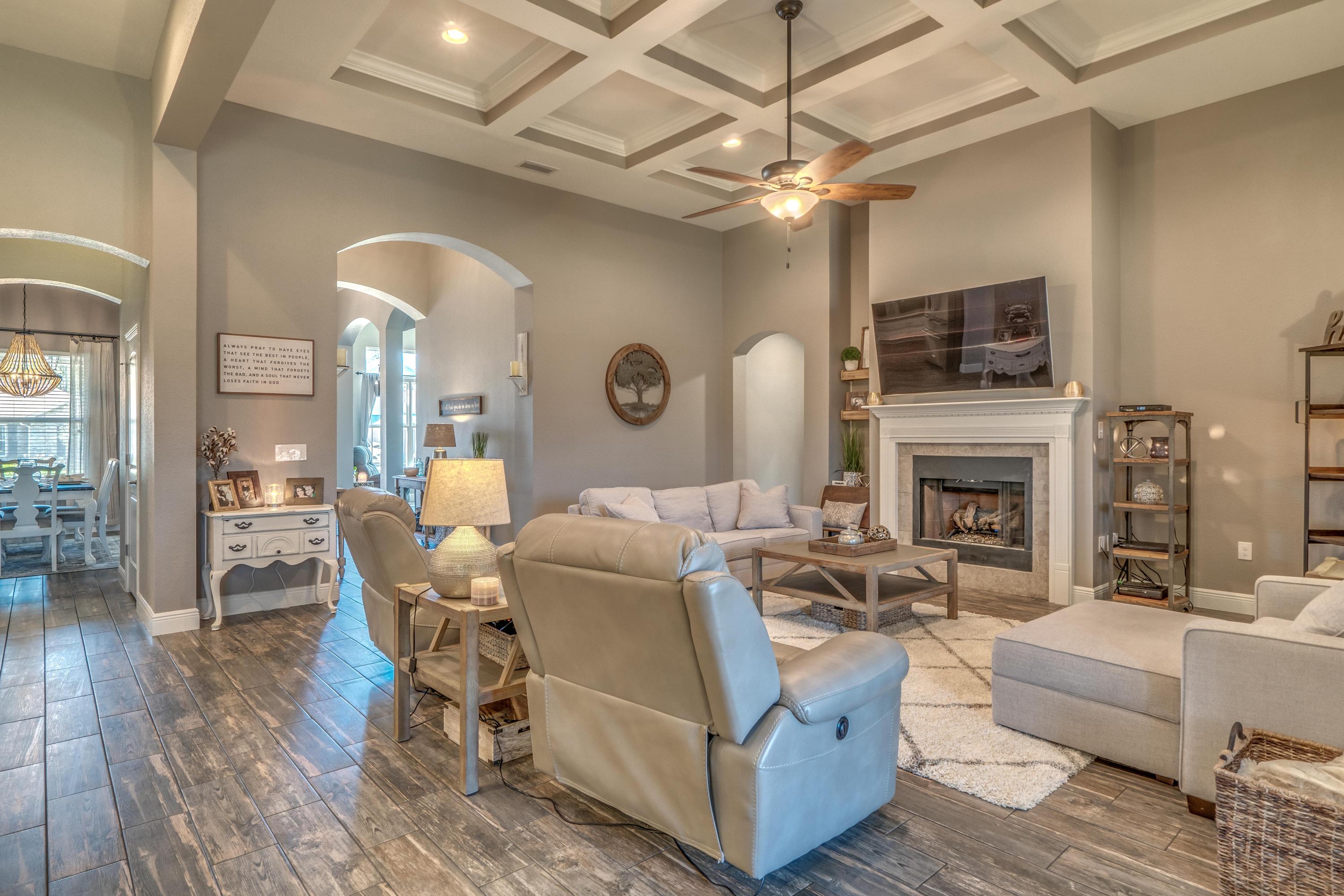 HAMMOCK BAY - Residential