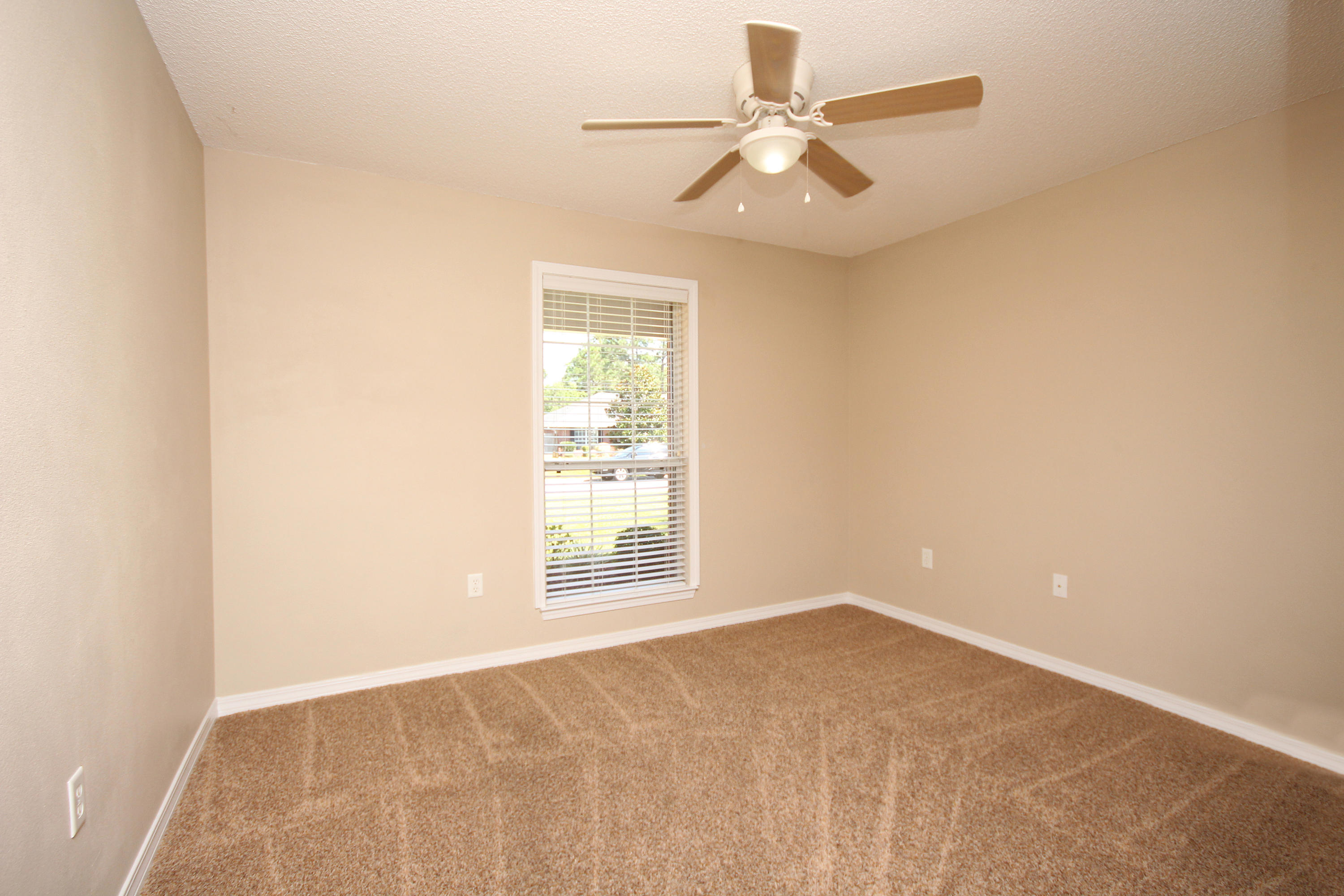 HAMPTON RIDGE ESTATES 1ST ADD - Residential