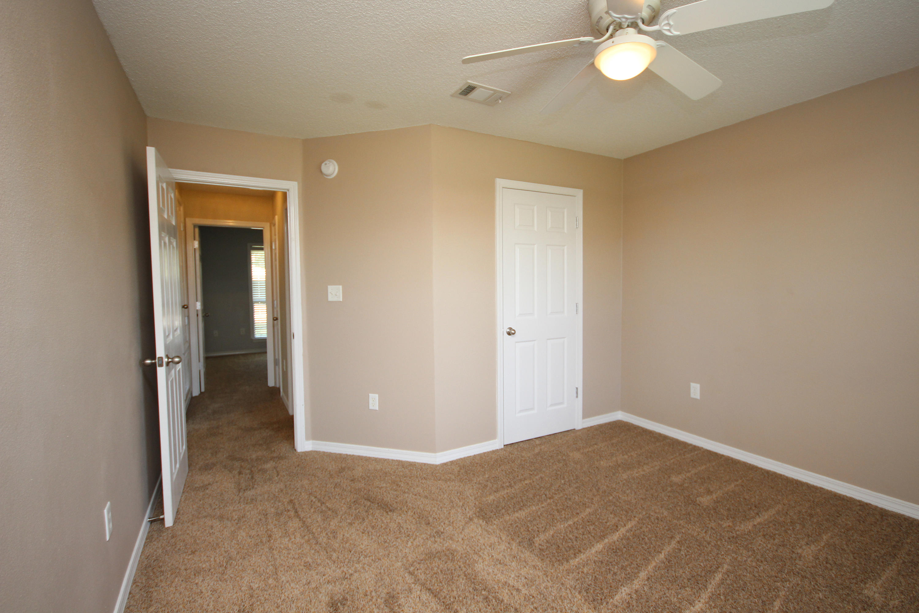 HAMPTON RIDGE ESTATES 1ST ADD - Residential