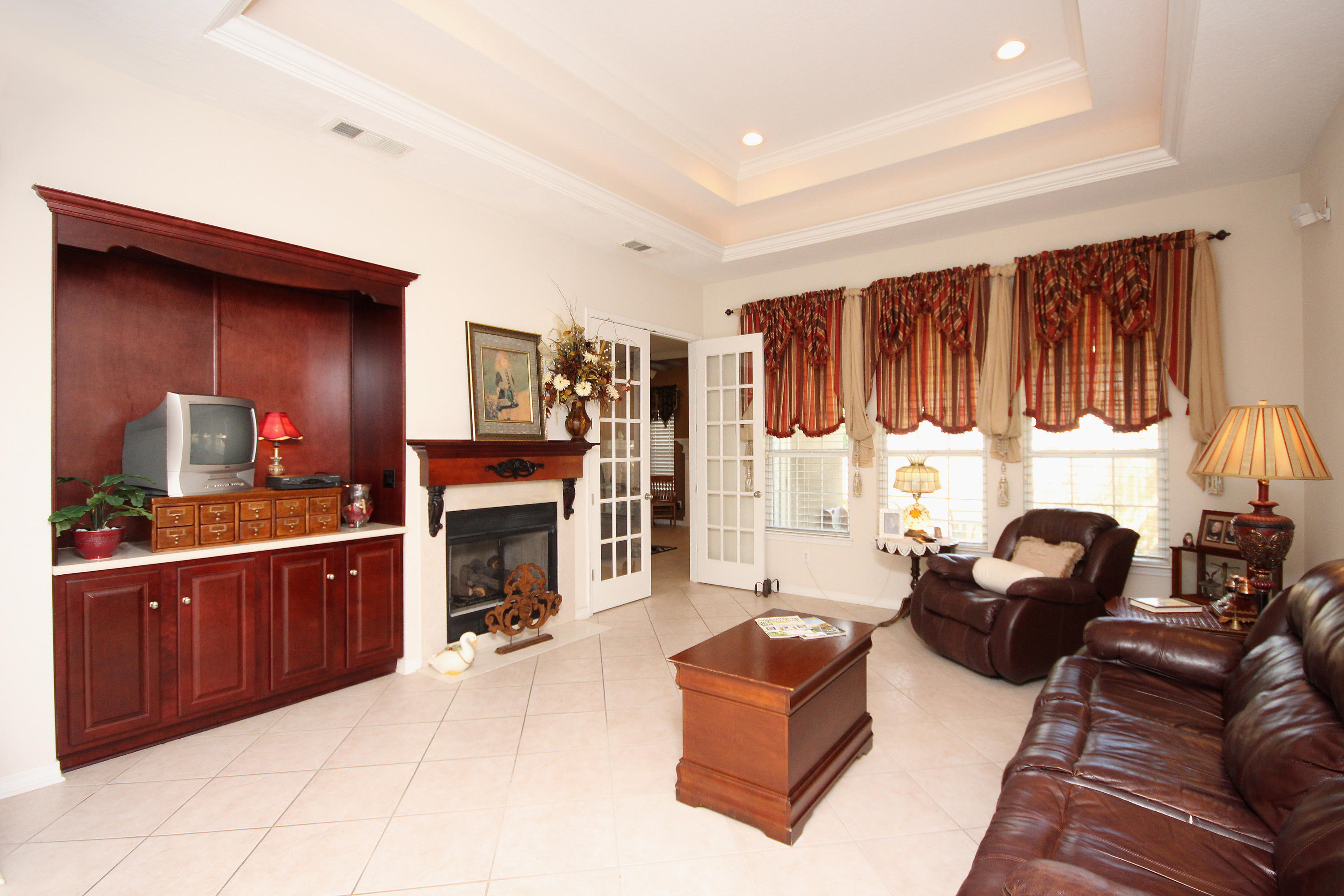 WALTON ESTATES - Residential