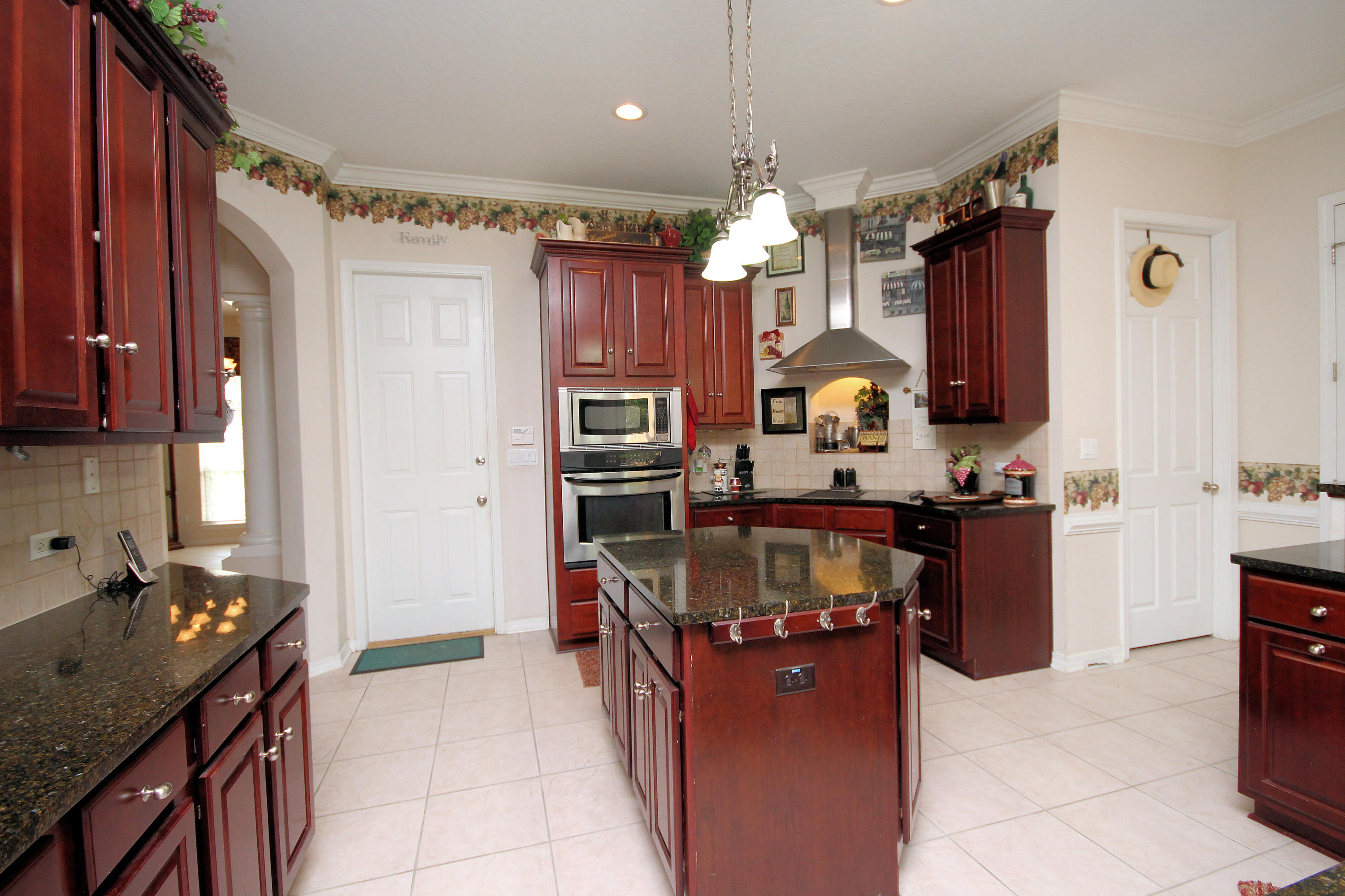 WALTON ESTATES - Residential