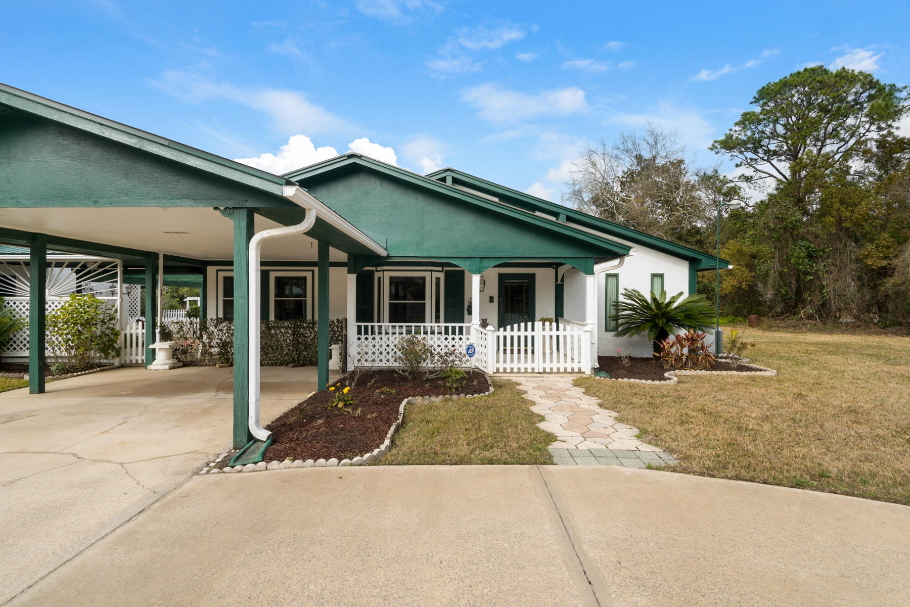 PINE GARDEN UNREC - Residential