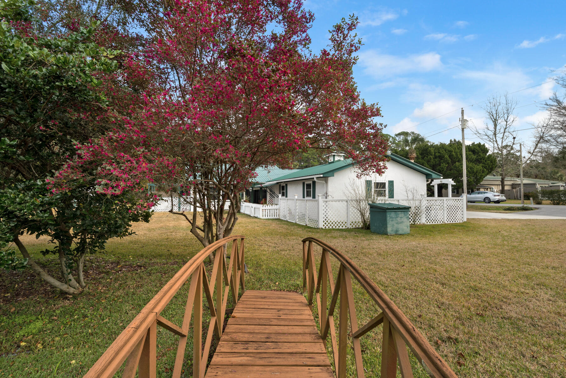 PINE GARDEN UNREC - Residential
