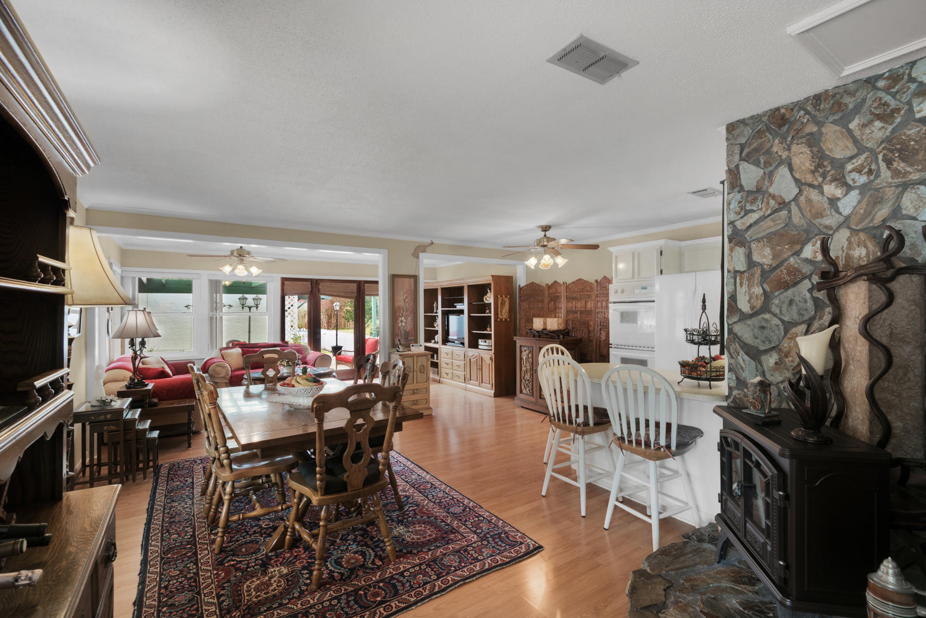 PINE GARDEN UNREC - Residential