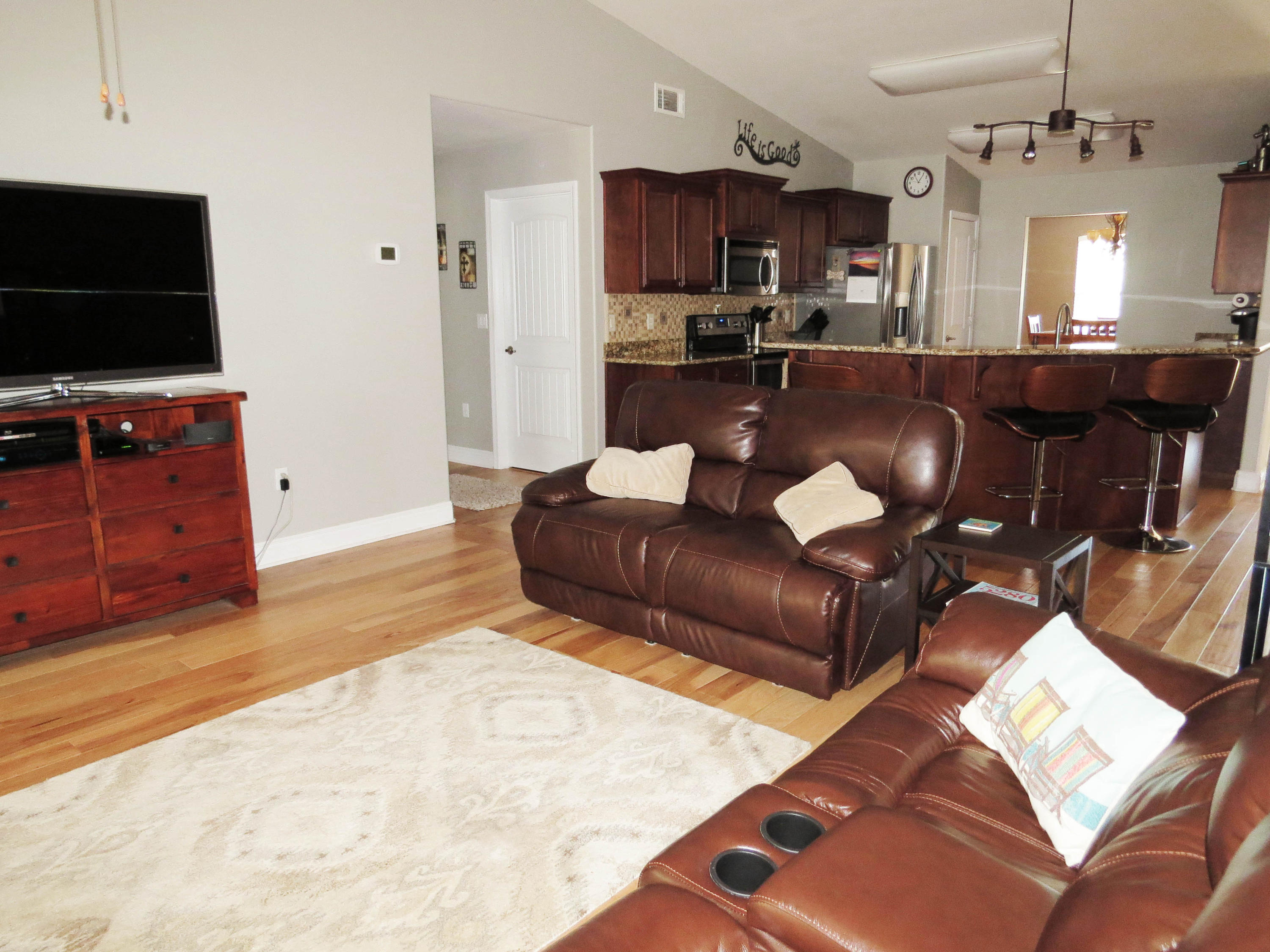 HOLLEY BY THE SEA - Residential