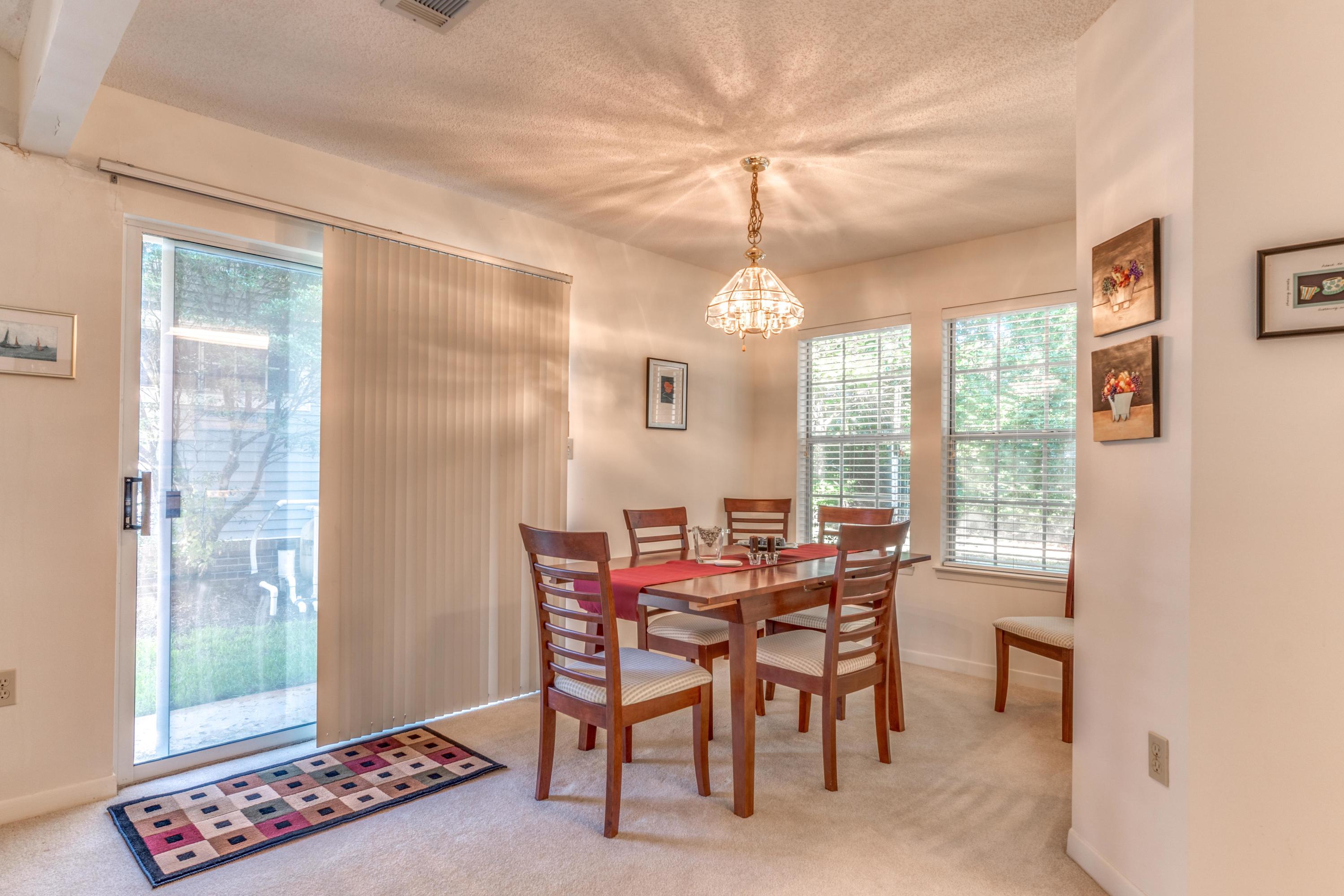 FAIRWAY LAKES PH 1 - Residential