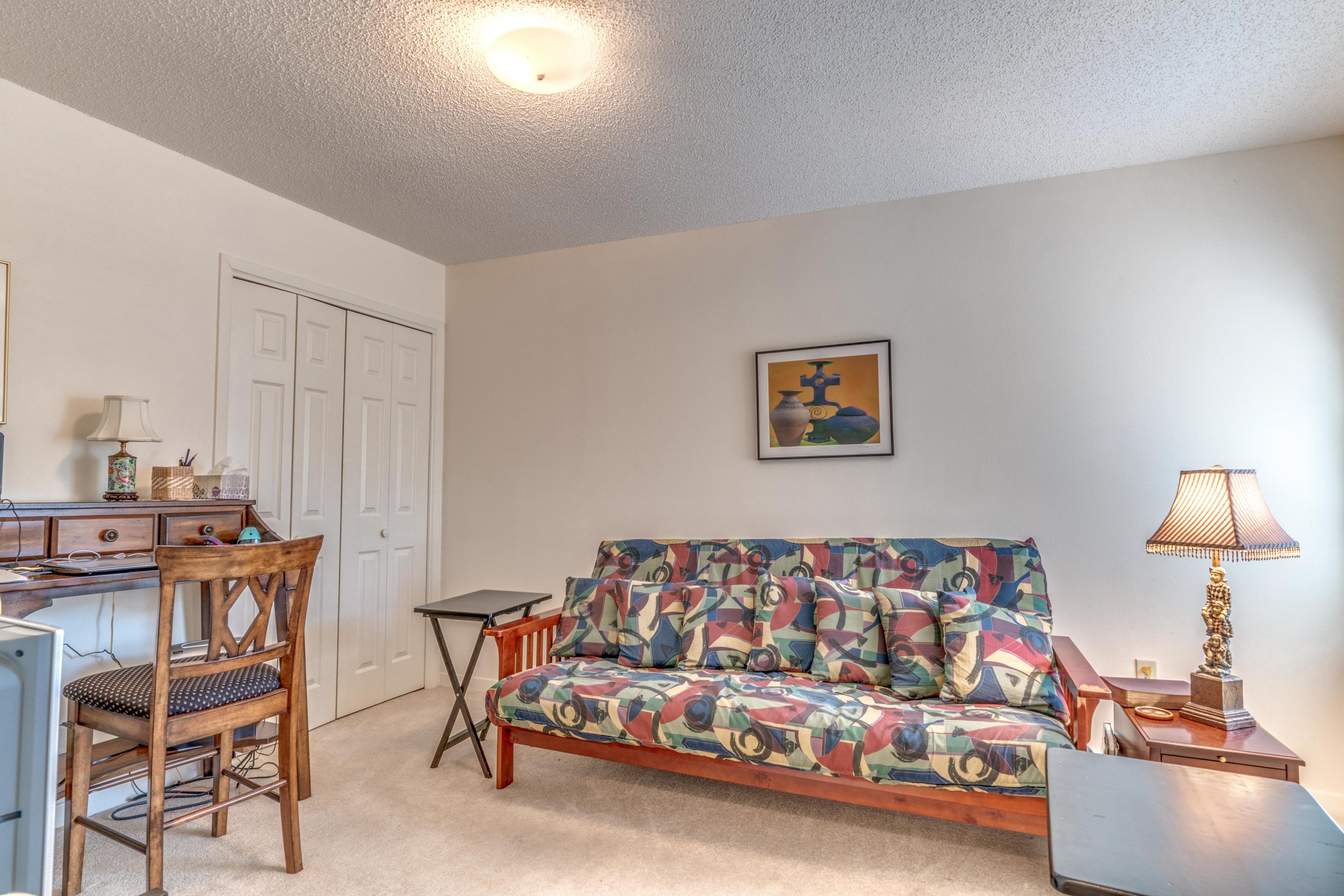 FAIRWAY LAKES PH 1 - Residential