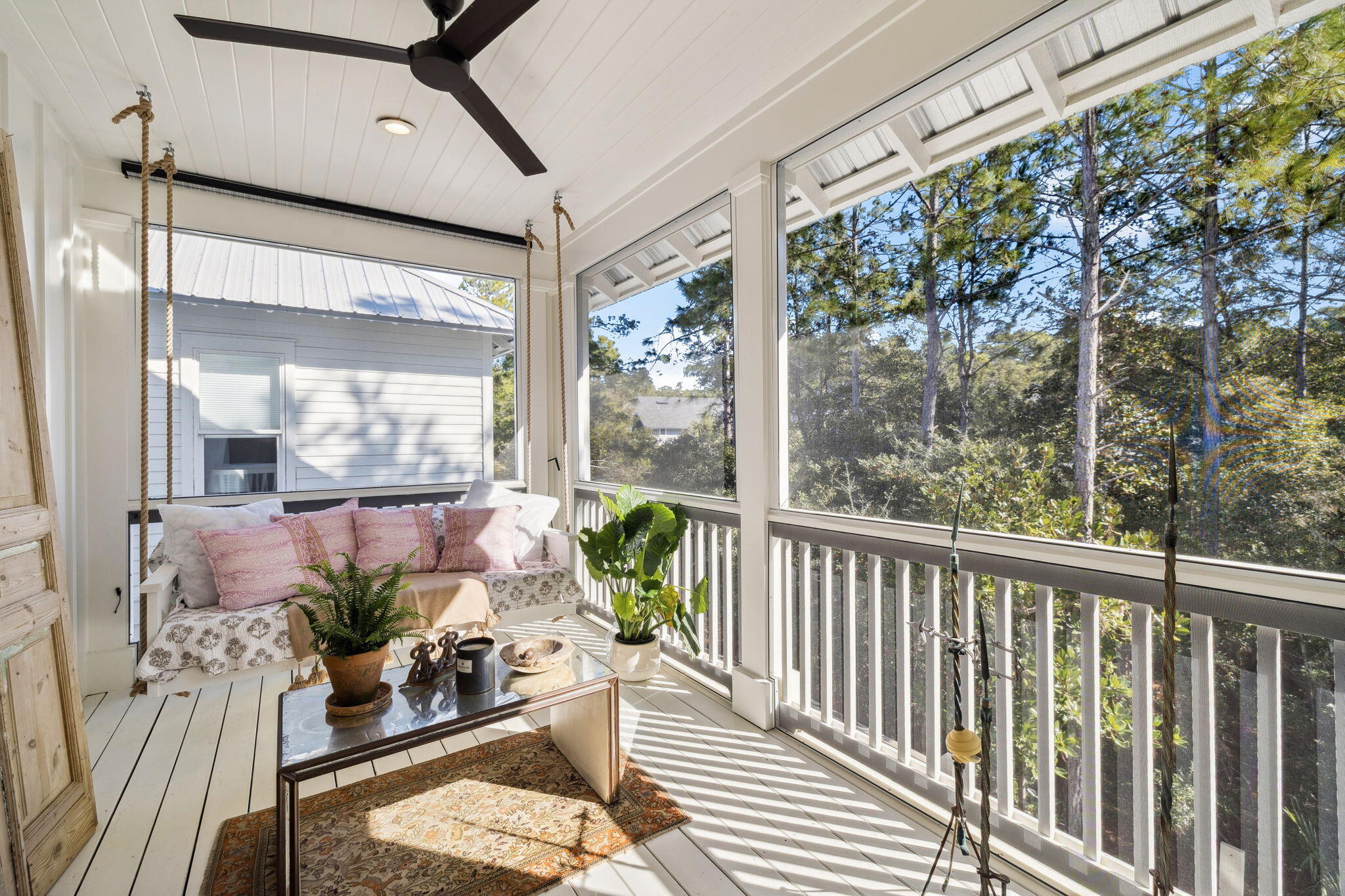 COTTAGES AT EASTERN LAKE - Residential