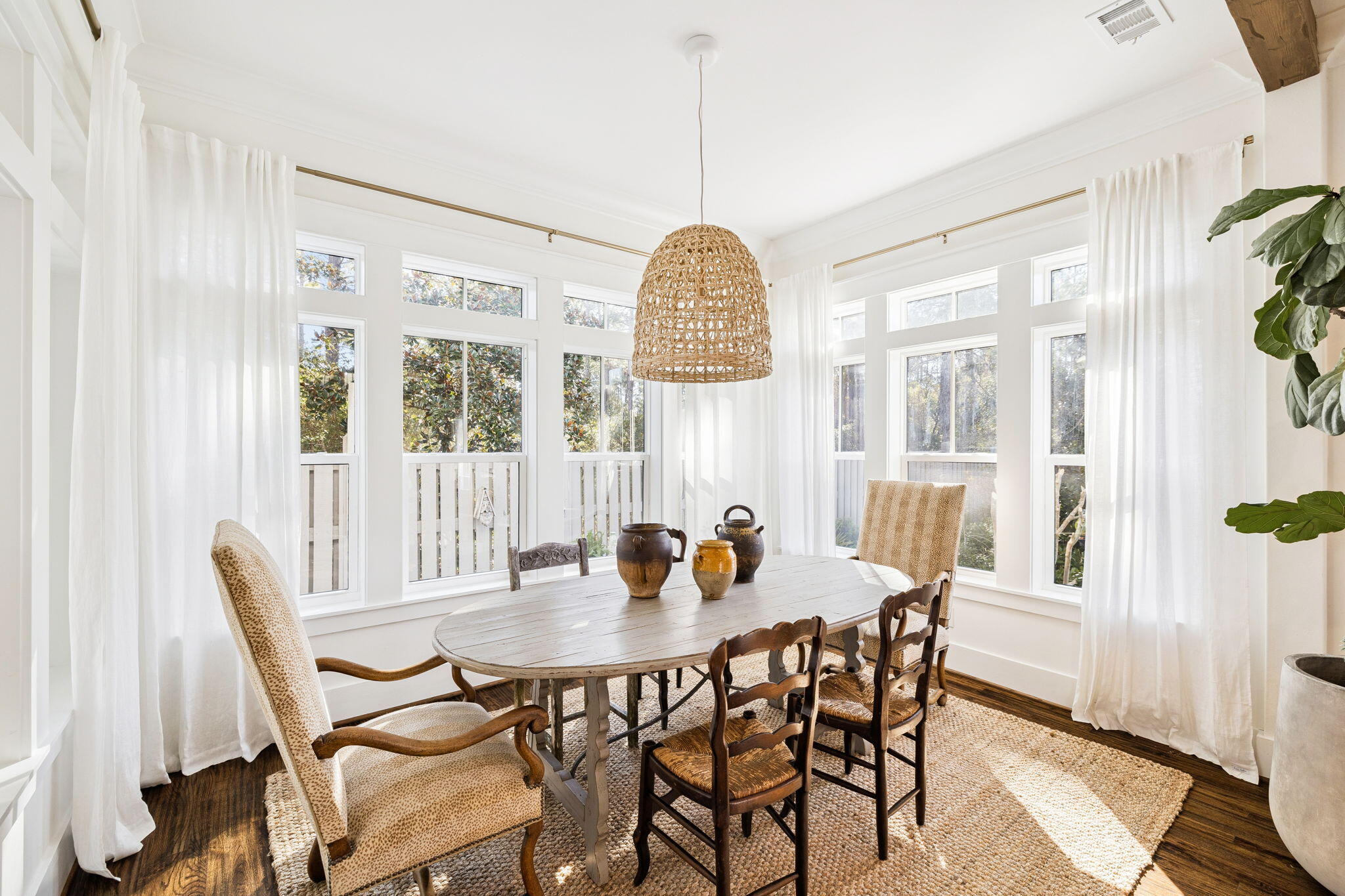 COTTAGES AT EASTERN LAKE - Residential