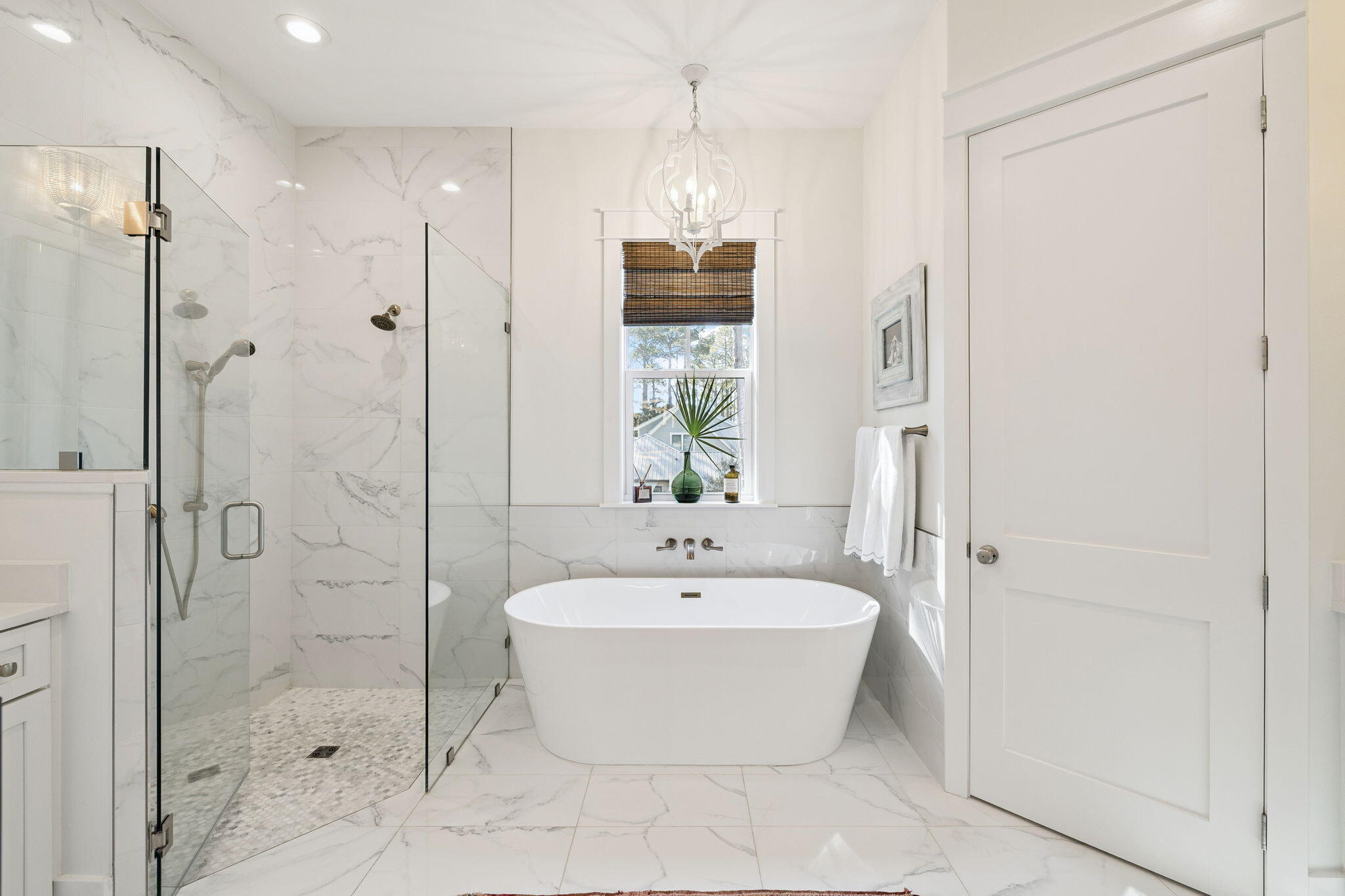 COTTAGES AT EASTERN LAKE - Residential