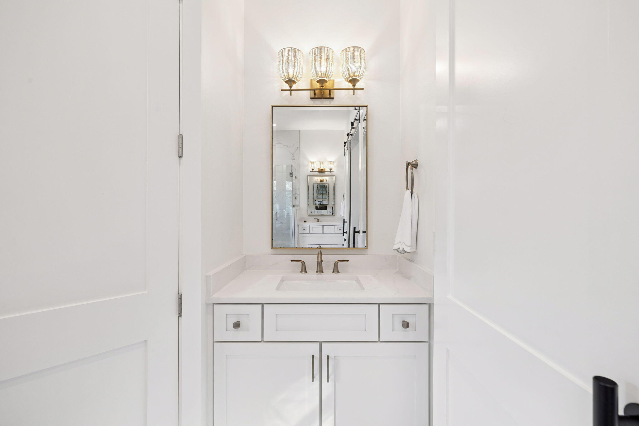 COTTAGES AT EASTERN LAKE - Residential