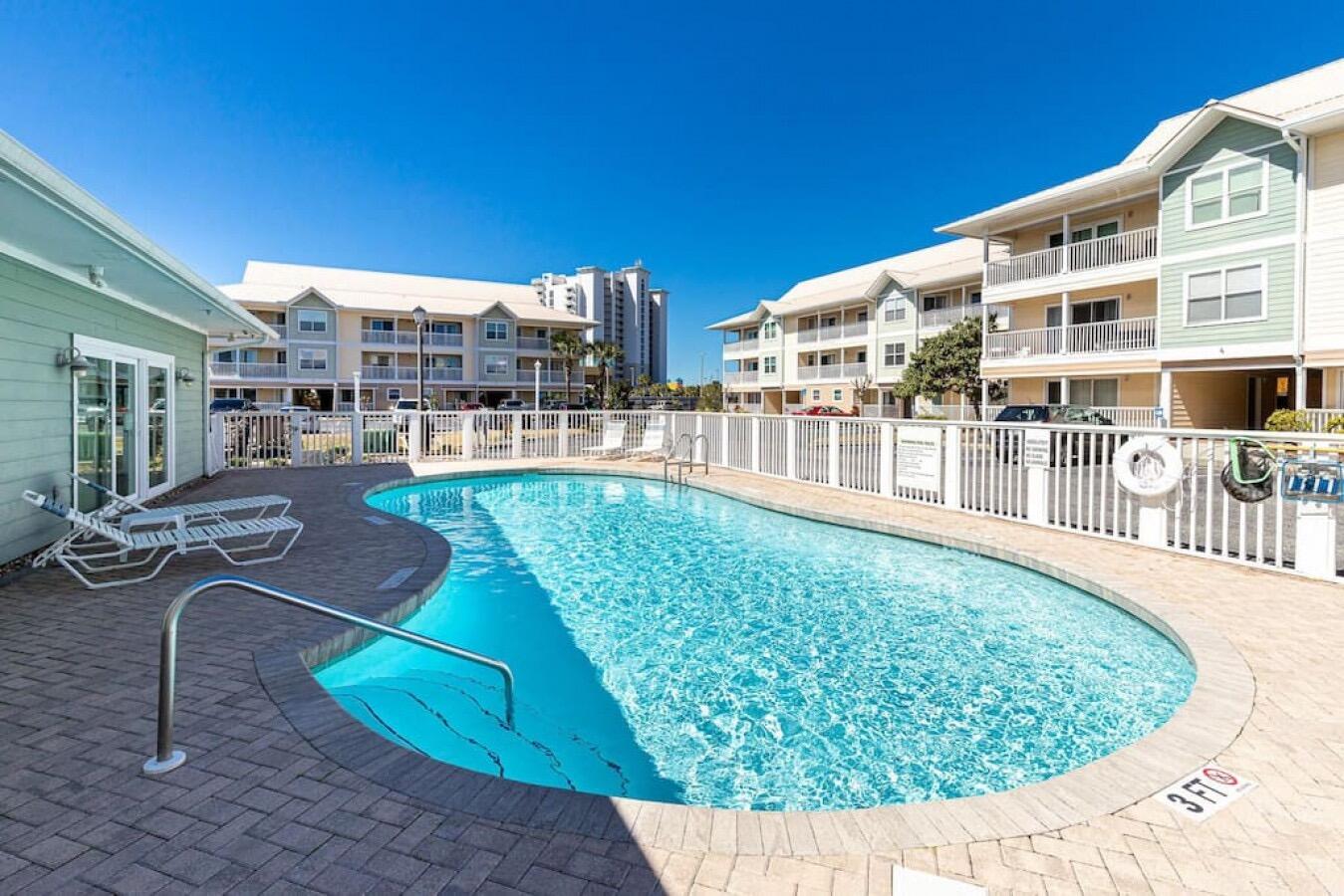 ST MARTIN BEACHWALK VILLAS - Residential