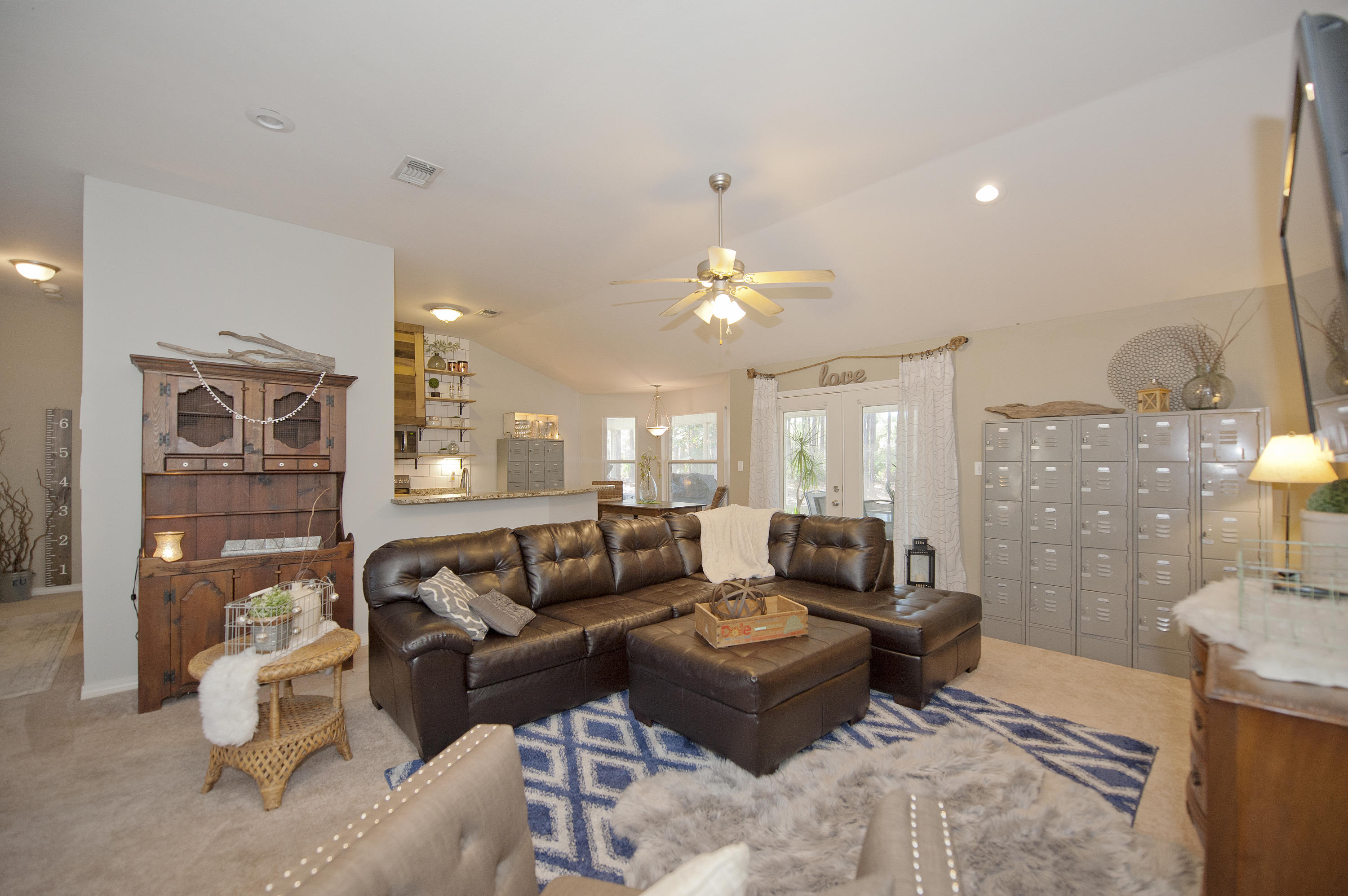 HOLLEY BY THE SEA - Residential