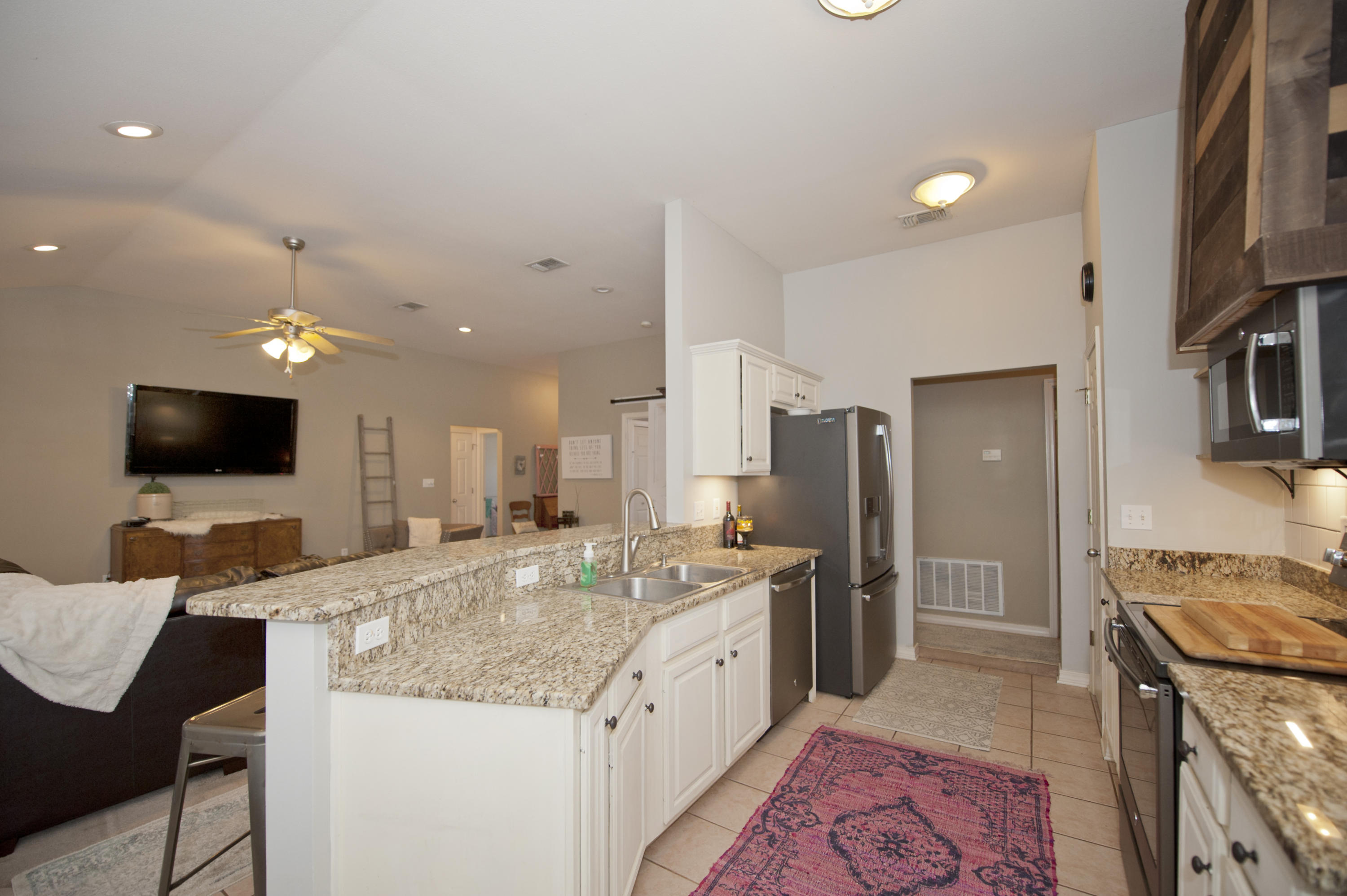 HOLLEY BY THE SEA - Residential