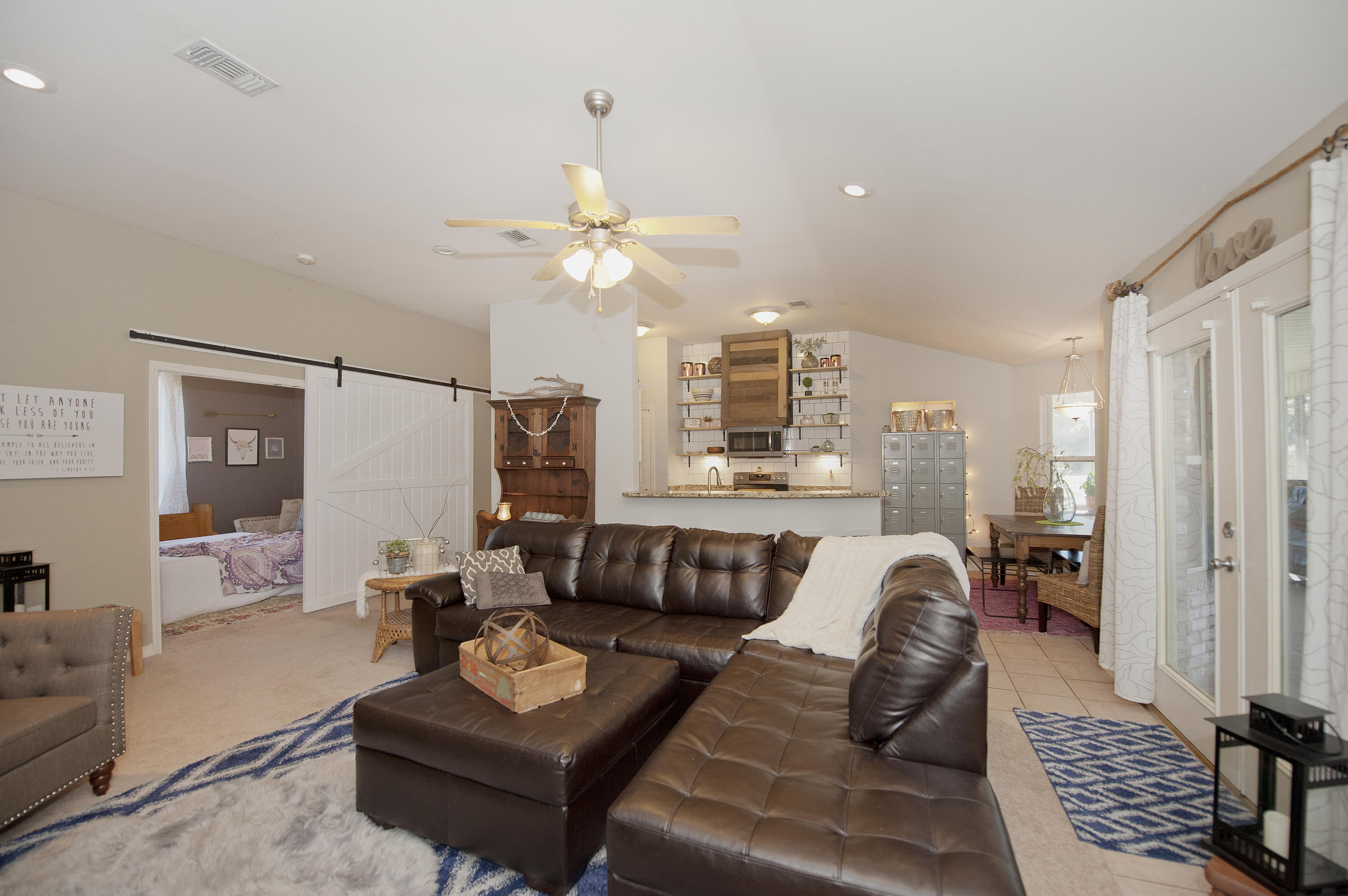 HOLLEY BY THE SEA - Residential