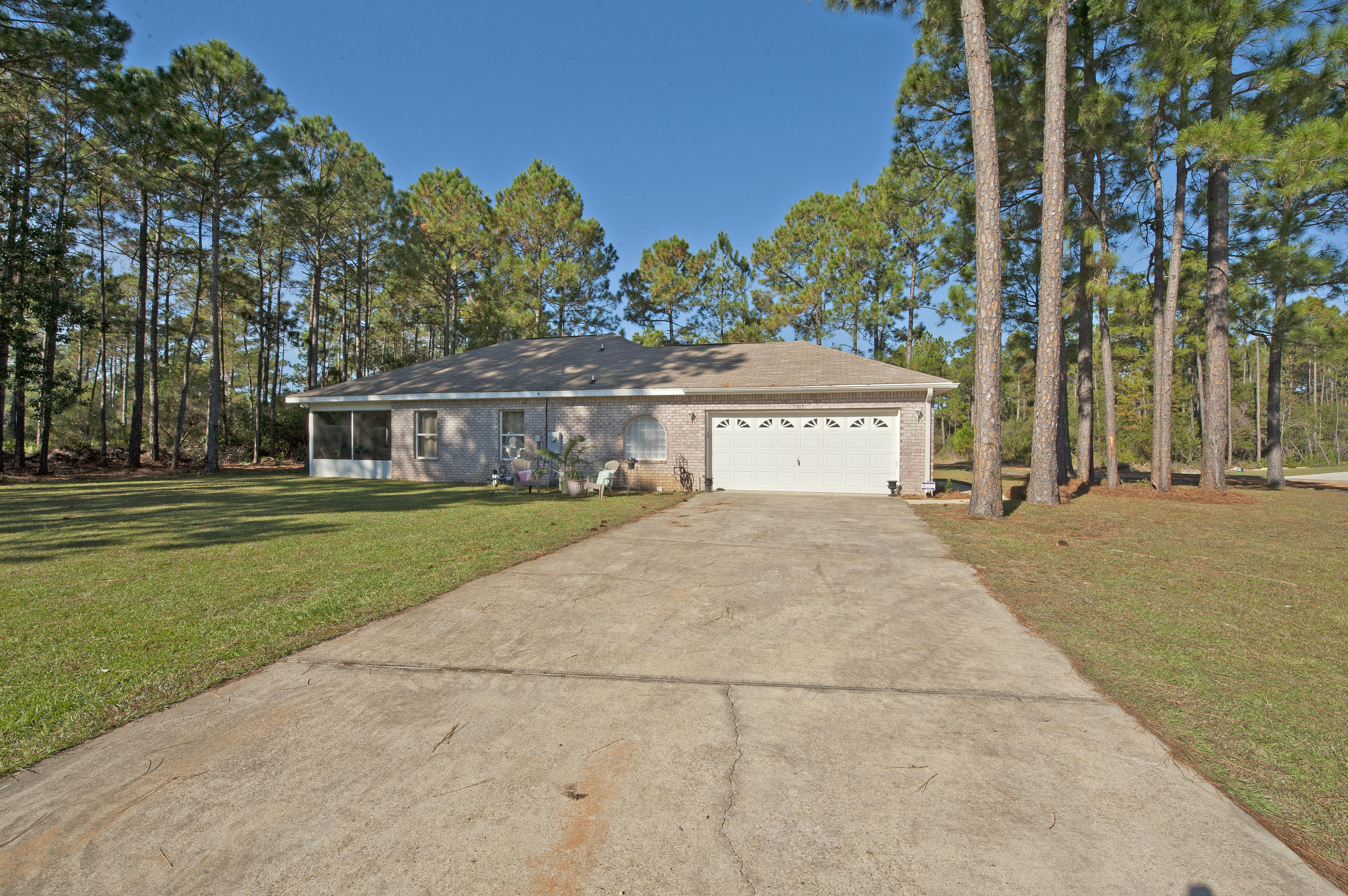 HOLLEY BY THE SEA - Residential