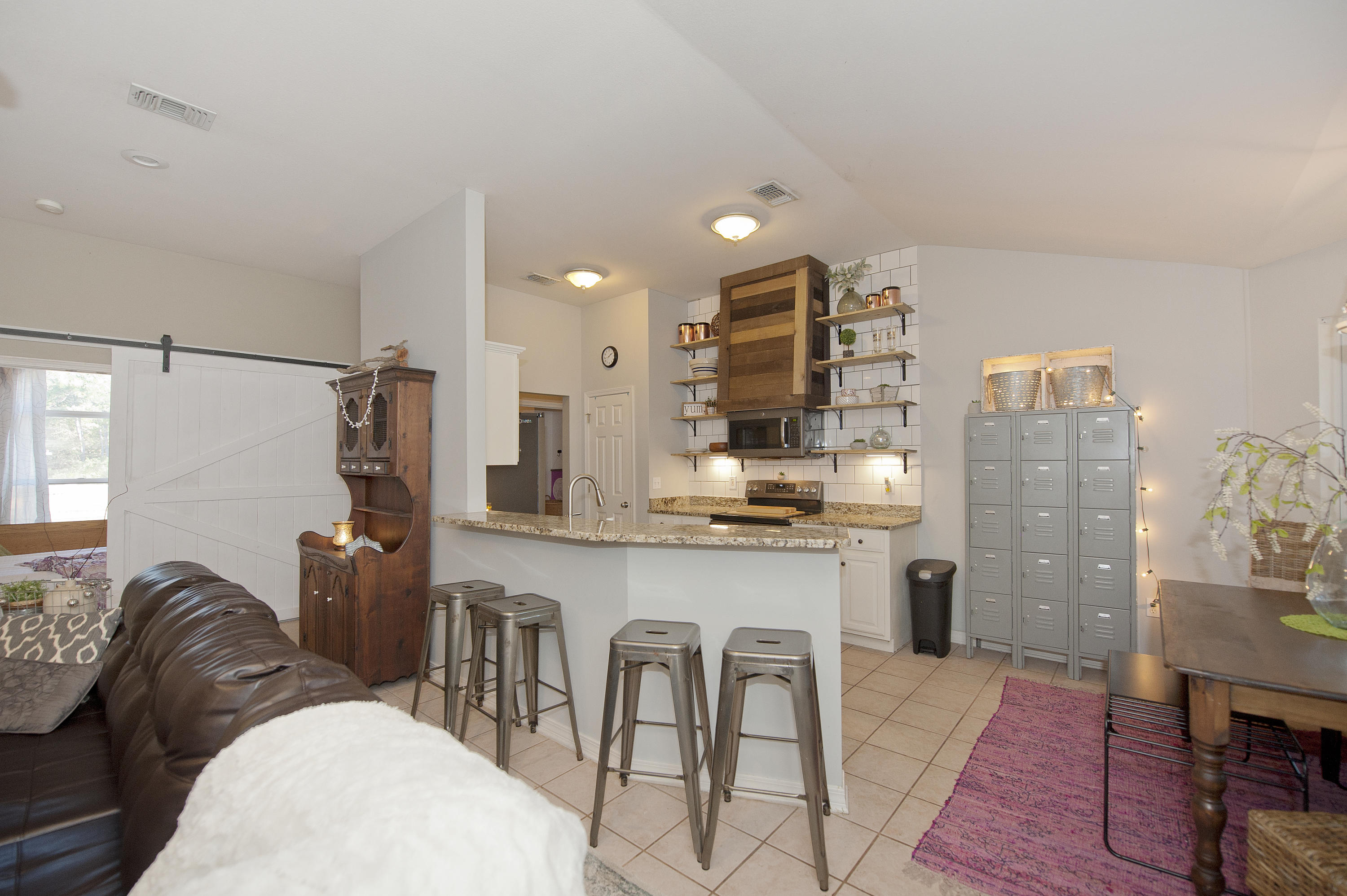 HOLLEY BY THE SEA - Residential