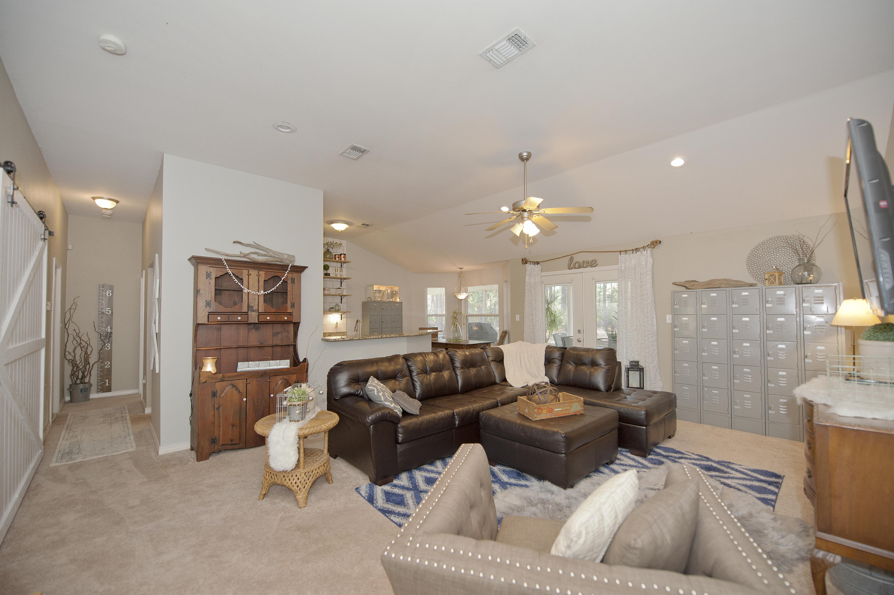 HOLLEY BY THE SEA - Residential