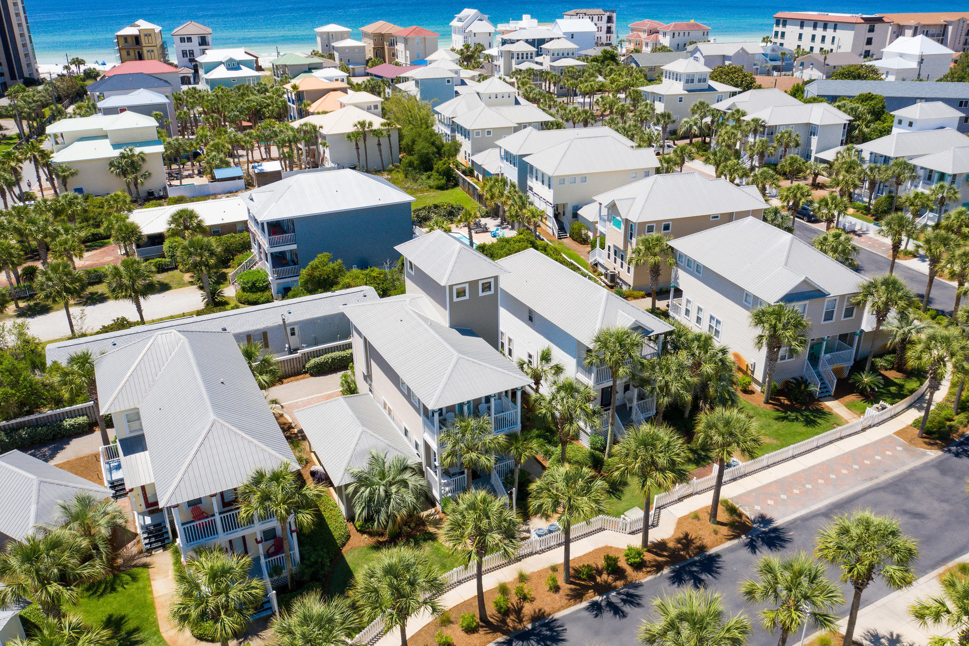 GULFSIDE COTTAGES - Residential