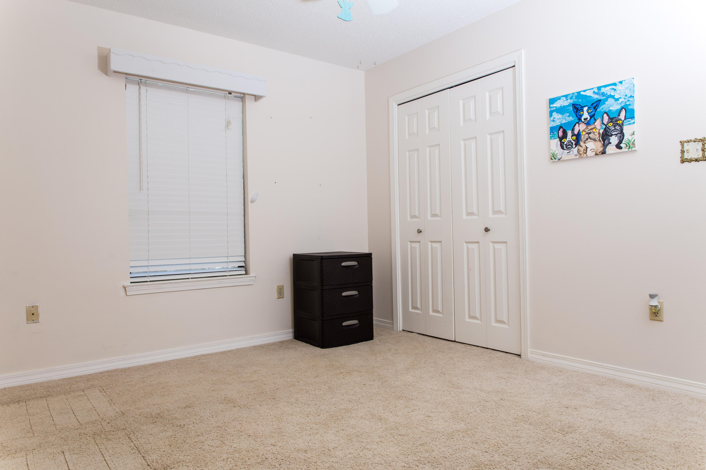 PINECREST HILLS - Residential