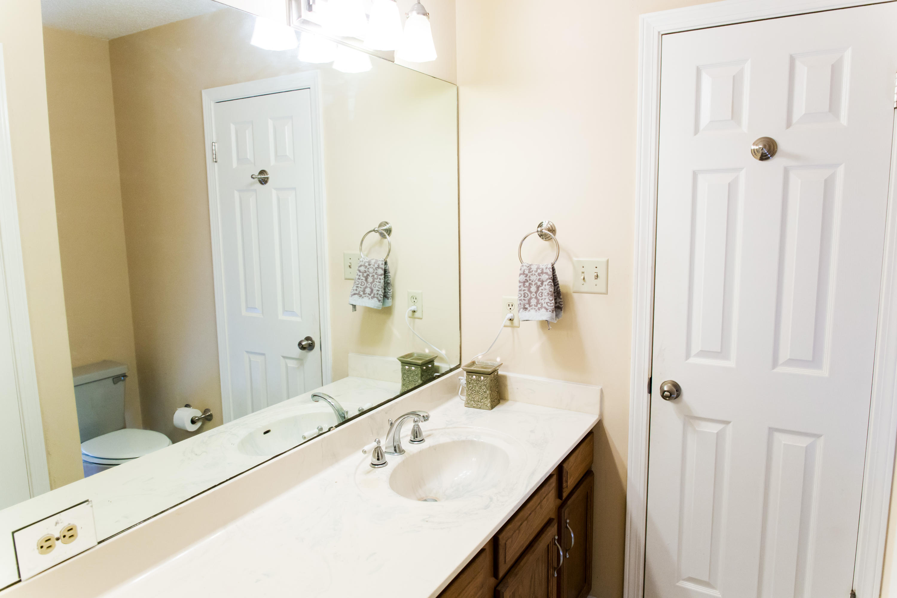 PINECREST HILLS - Residential